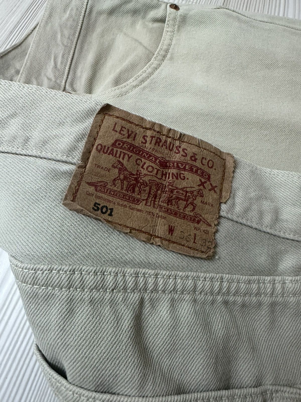 Levi's × Levi's Vintage Clothing × Vintage Beige Levi’s vintage jeans 501 96’ 36/32 Size US 36 / EU 52 - 5 Thumbnail