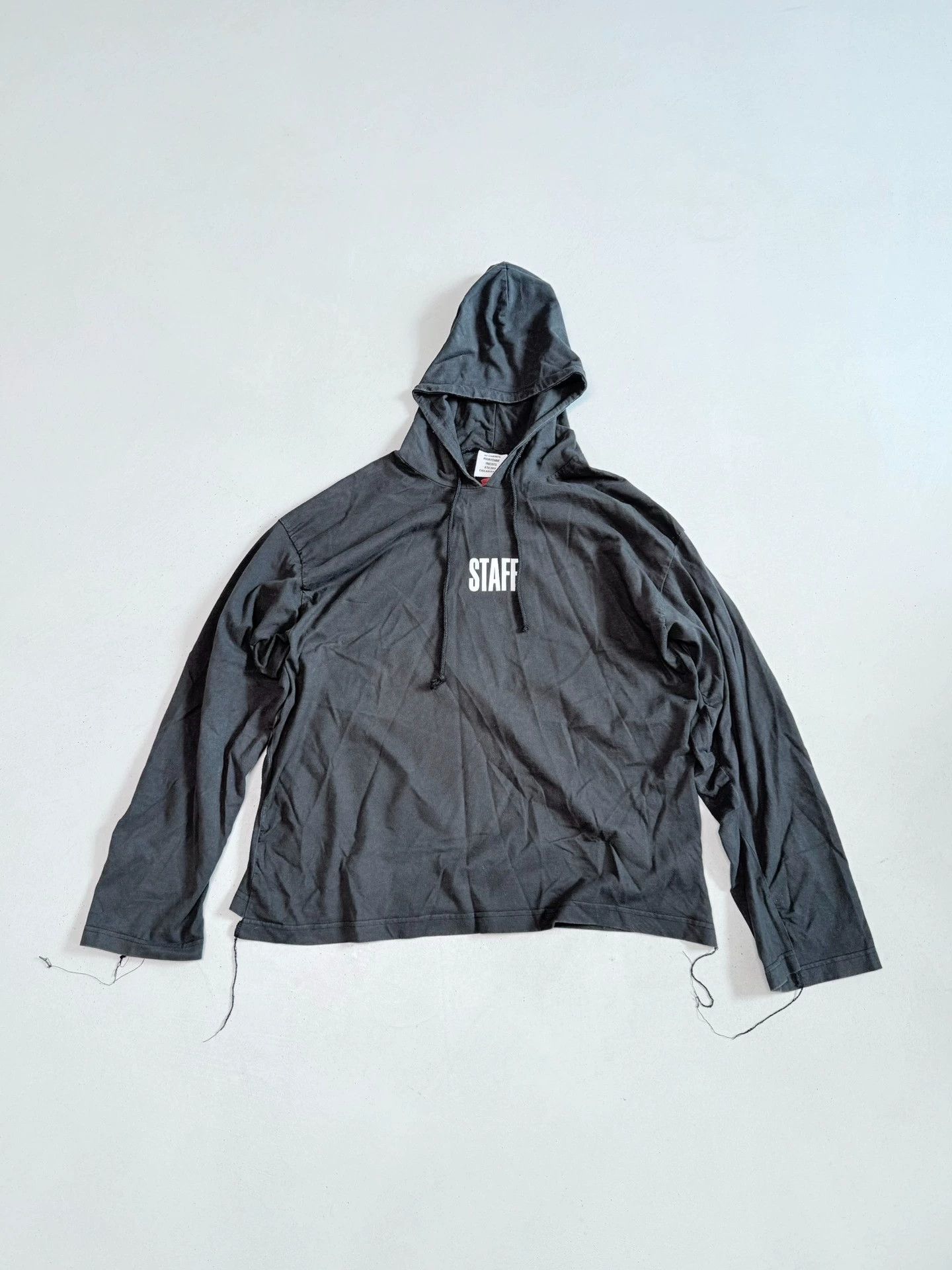 Vetements Vetements SS17 Hanes Staff Tour Hoodie - dmc Size US XS / EU 42 / 0 - 1 Thumbnail