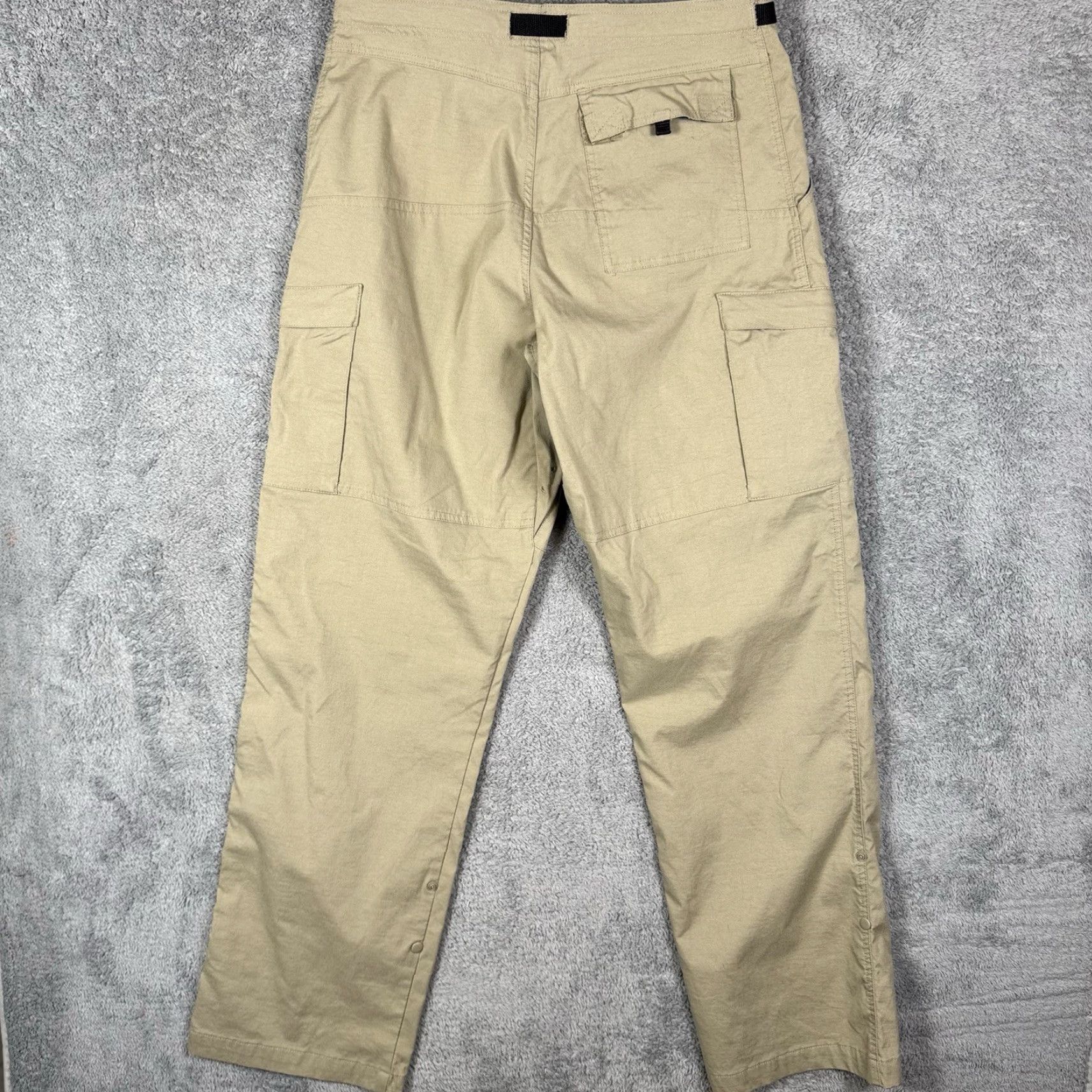 Prana VINTAGE Prana Pants Mens L Belted Hike Climbing Cargo Y2K Roll Tab Legs Gorpcore Pants Mens L Beige Nylon Lycra Cargo Pocket 90s Mens Size US 33 - 5 Thumbnail