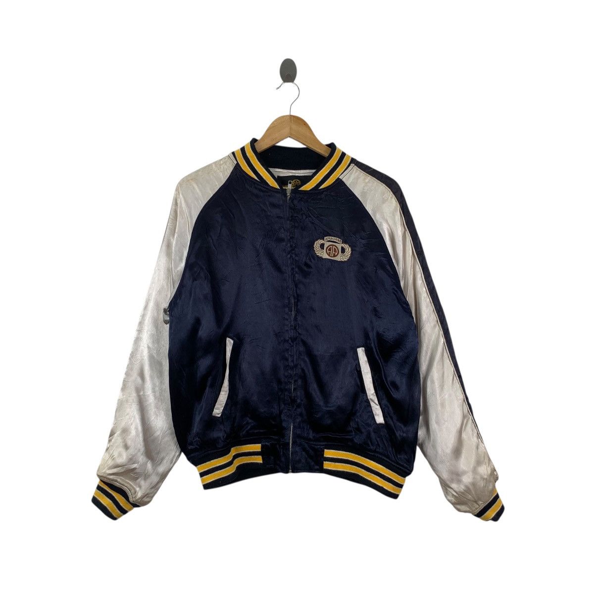 Vintage Vintage ALL AMERICANS AIRBORNE Military Sukajan Bomber Size US M / EU 48-50 / 2 - 1 Thumbnail