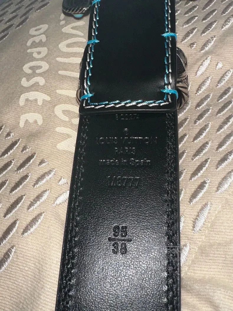 Louis Vuitton Louis Vuitton Turquoise Embroidered Denim Belt. Size ONE SIZE - 6 Thumbnail