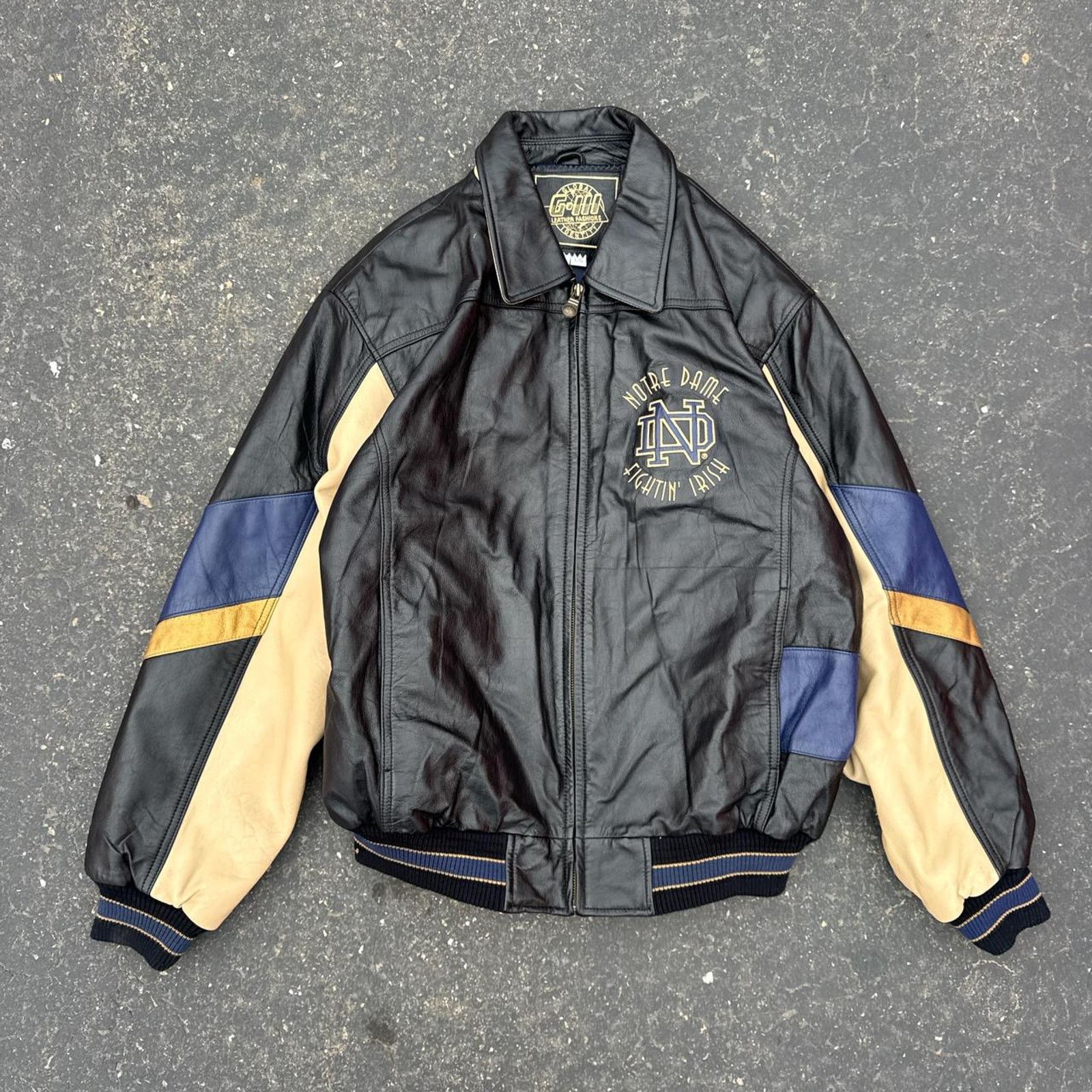 Vintage Vintage 90 University of Notre Dame Leather Jacket Sz Large Size US L / EU 52-54 / 3 - 1 Thumbnail