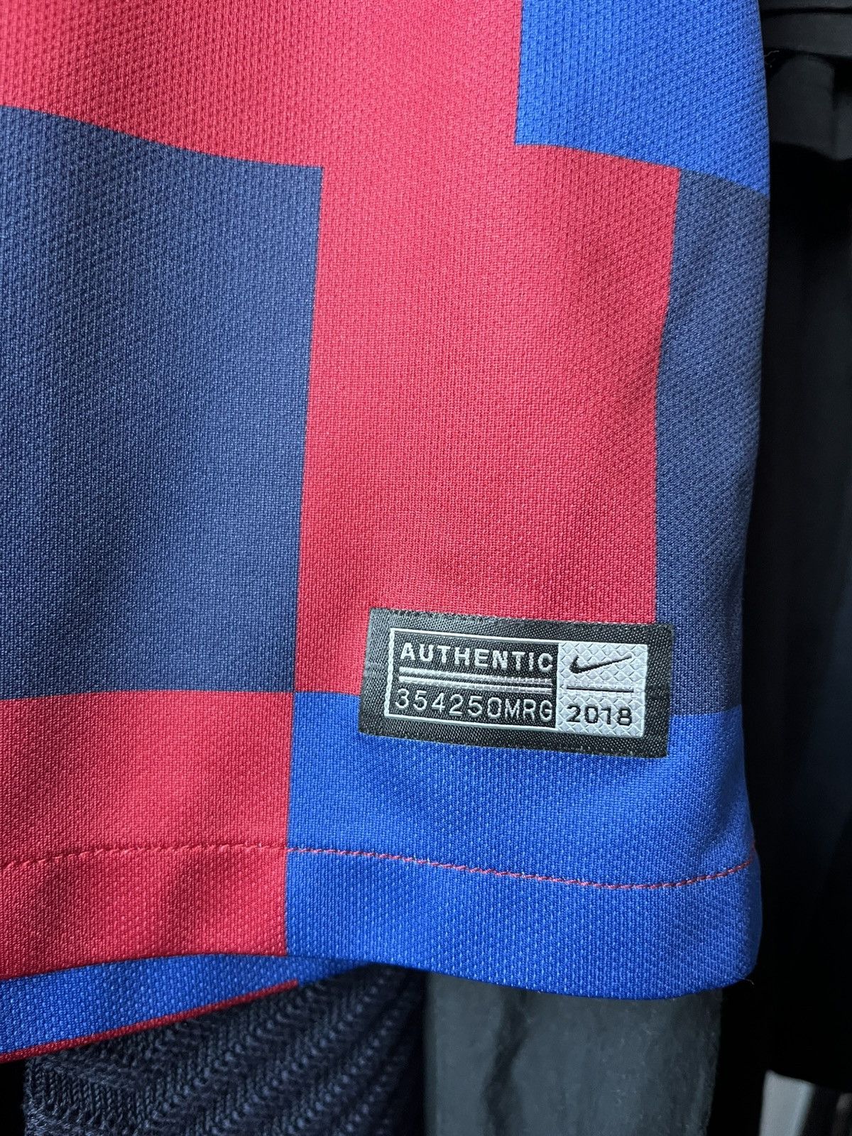Nike Fc Barcelona 20th jersey Nike 2020 kit Size US S / EU 44-46 / 1 - 5 Thumbnail