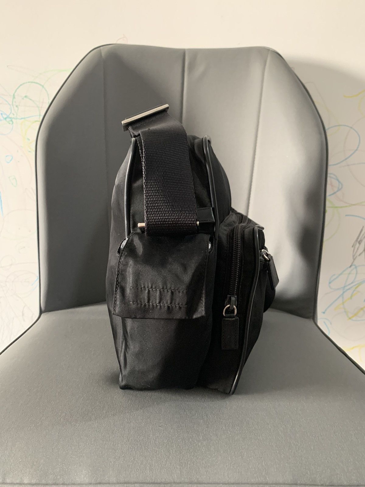 Prada × Vintage Vintage Prada Black Medium Sling Crossbody Bag Size ONE SIZE - 6 Thumbnail