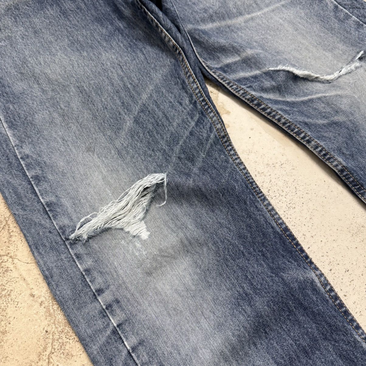 Levi's Levis 505 Worn Distressed Jeans Denim Pants Size US 29 - 6 Thumbnail
