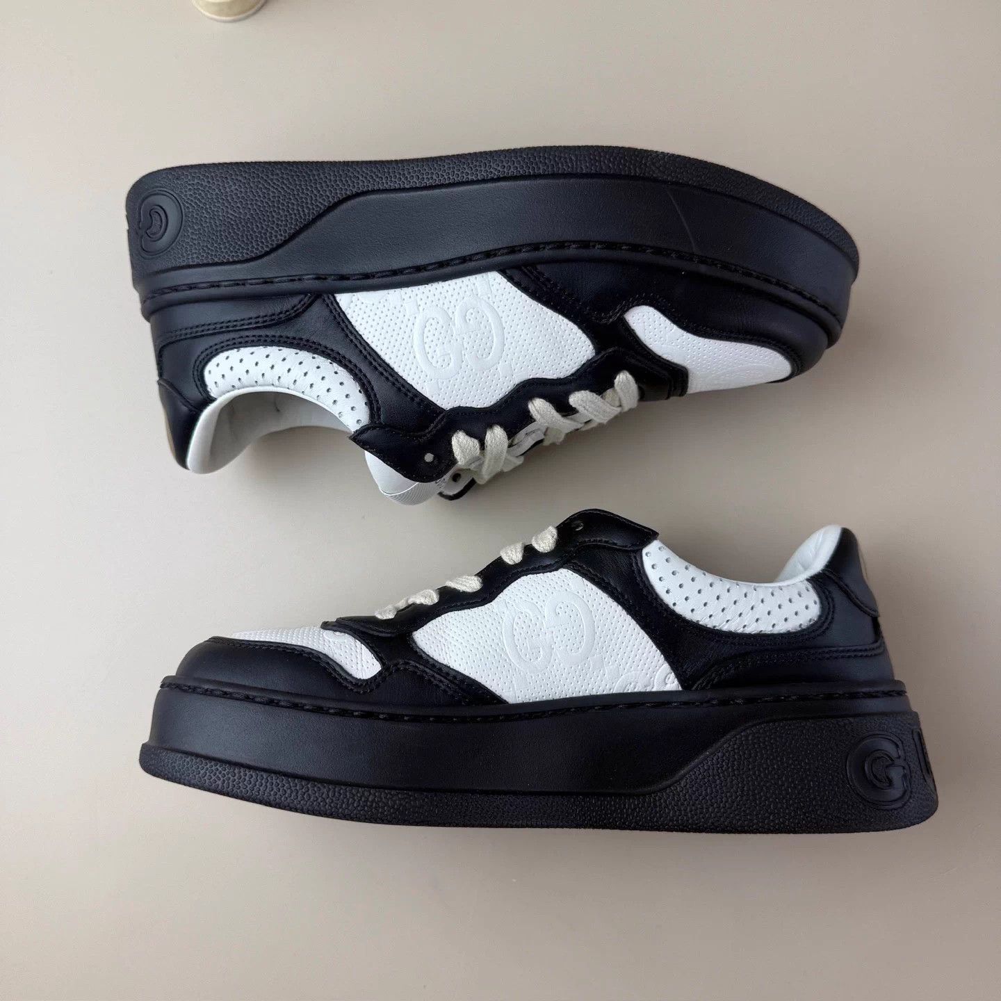 Gucci Gucci Women's Black/White Panda Cookie Sneakers Size US 5.5 / IT 35.5 - 4 Thumbnail