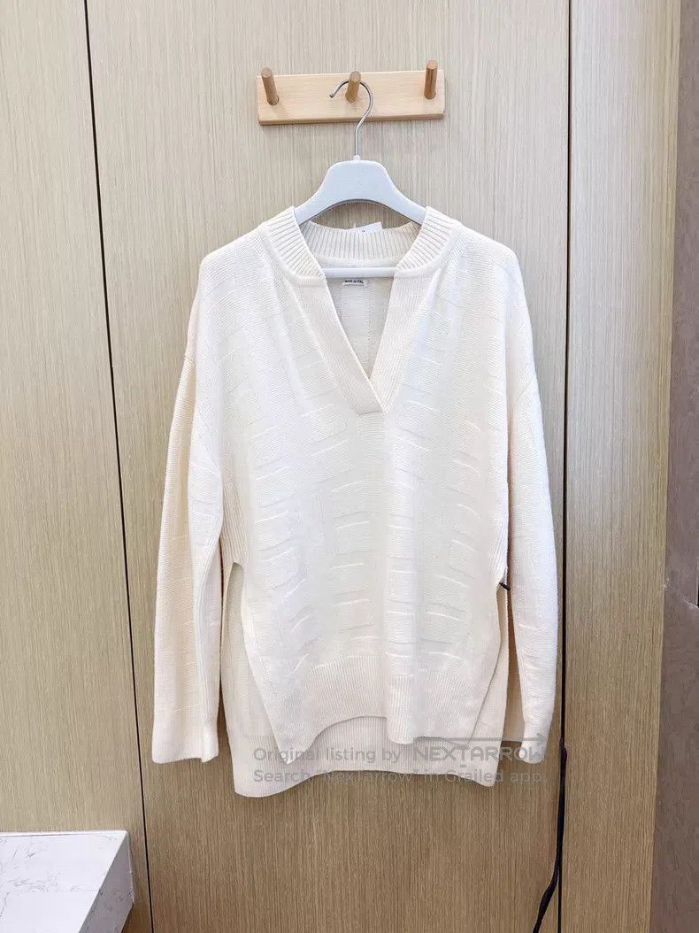 Hermes Hermes Ivory printed wool knit sweater cardigan, versatile Size XXS / US 00 / IT 34 - 1 Thumbnail