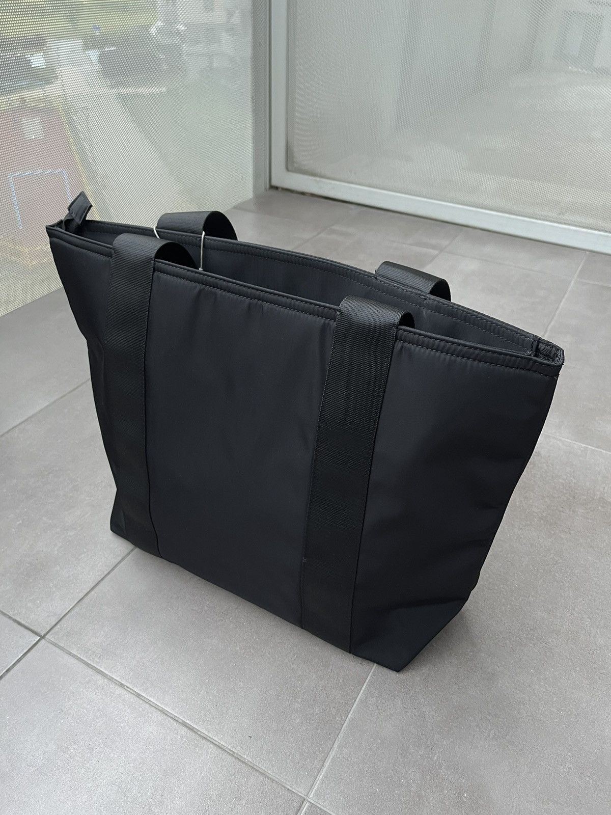 Han Kjobenhavn !DS! SS23 Han Kjobenhavn Small Logo Nylon Black Shooper Bag Size ONE SIZE - 8 Thumbnail
