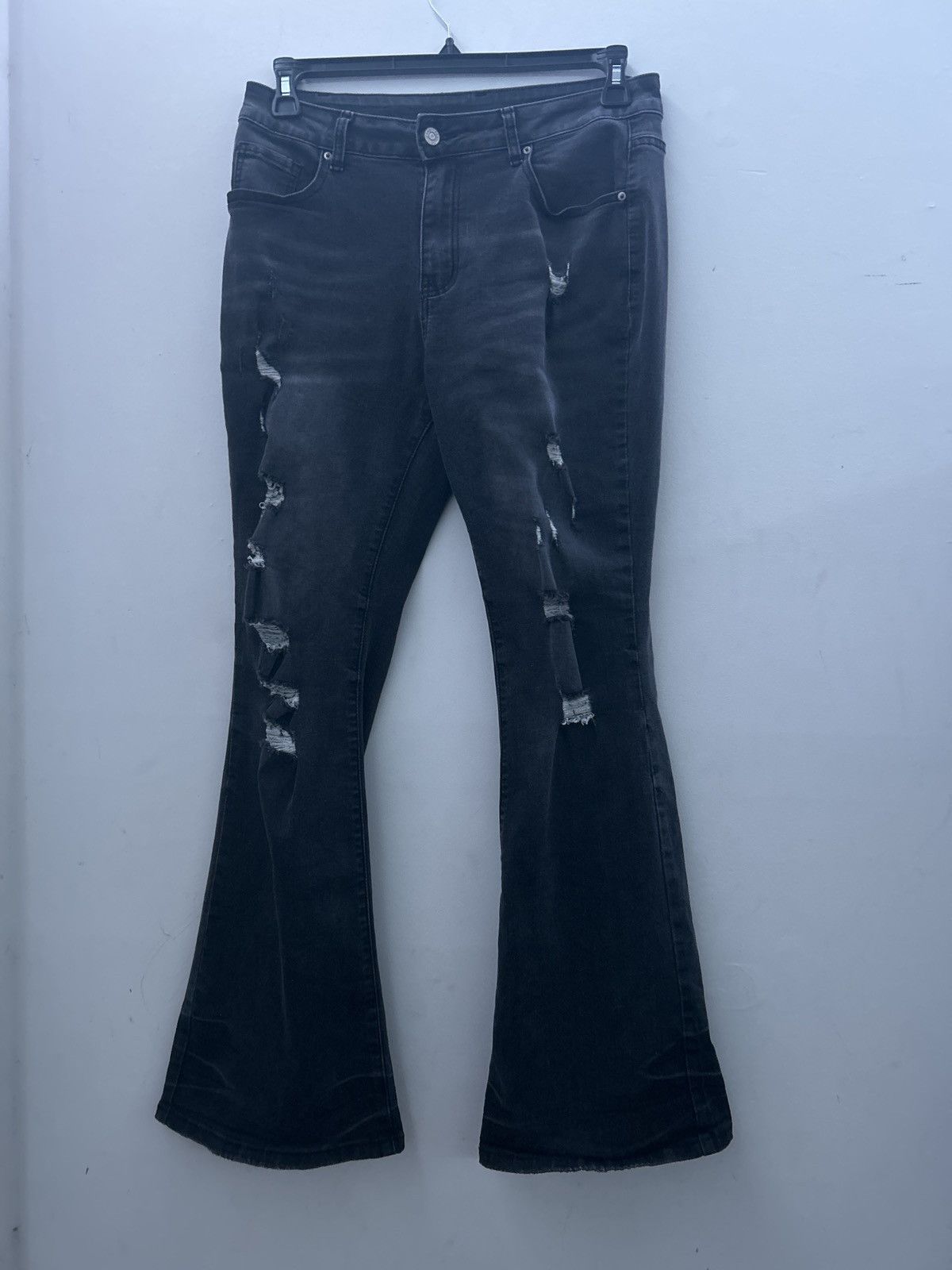 Japanese Brand Flared Ripped Jeans Size US 32 / EU 48 - 1 Thumbnail