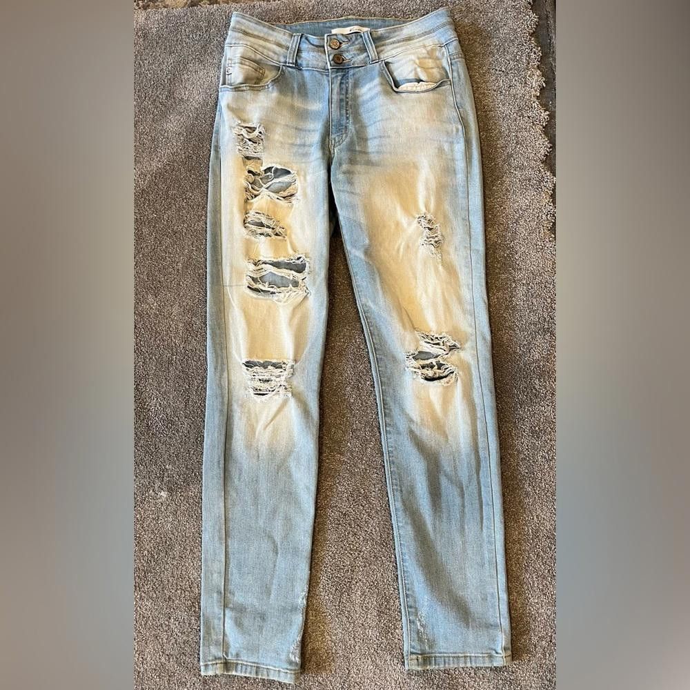 Designer Kancan light wash distressed jeans Size 29" - 1 Thumbnail