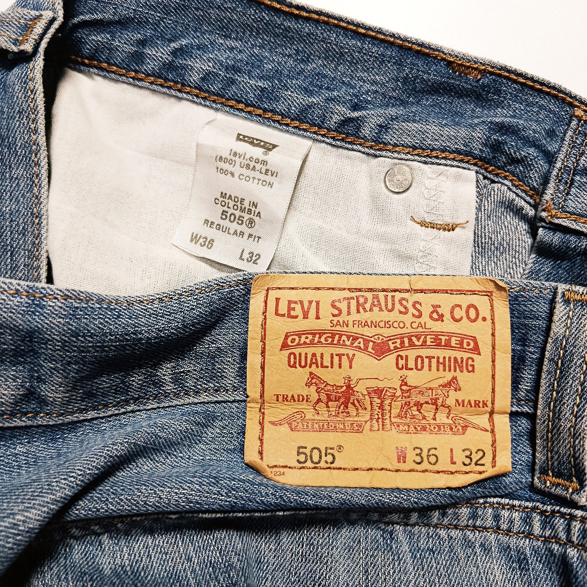 Levi's Vintage Levi’s 505 Regular Fit Denim Jeans Size US 36 / EU 52 - 8 Thumbnail