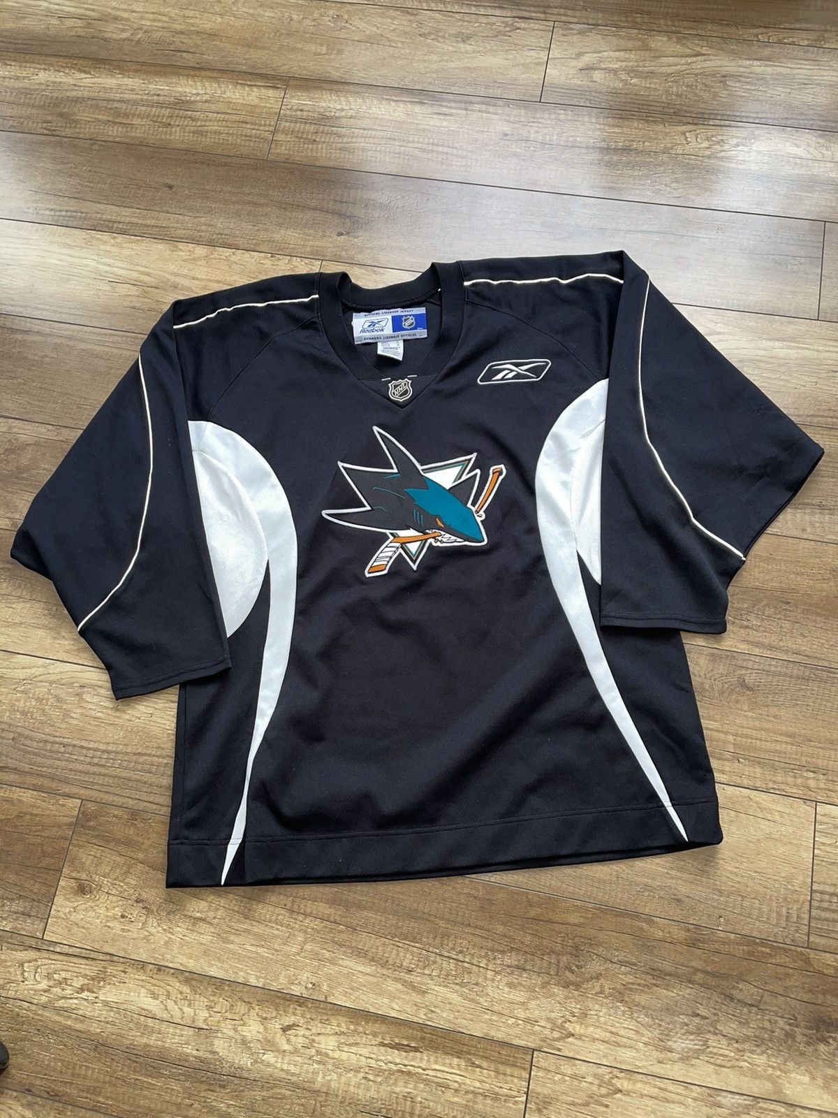 NHL Reebok San Jose Sharks Vintage NHL Jersey 90s Size US XL / EU 56 / 4 - 14 Thumbnail