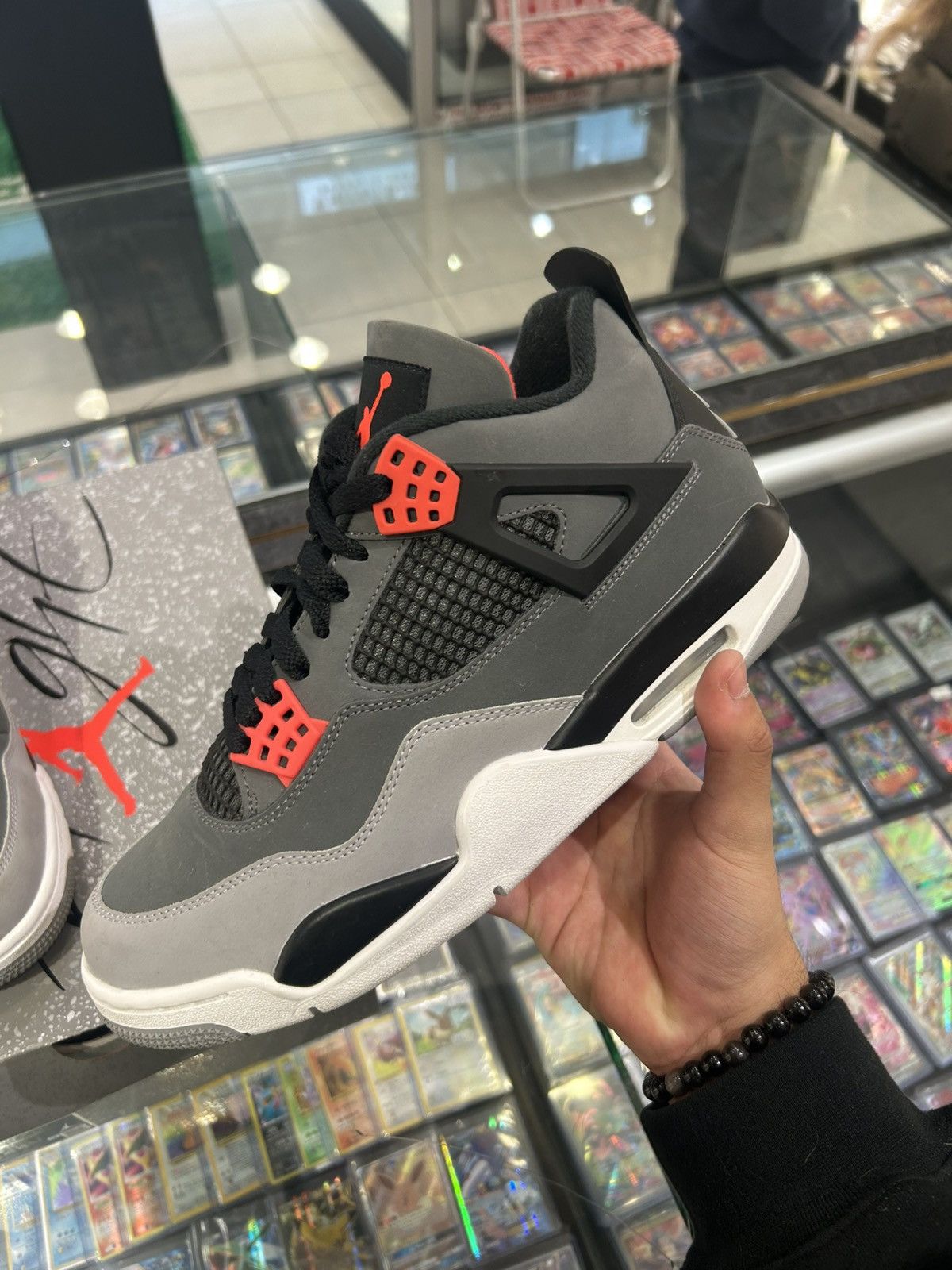 Jordan Brand Jordan 4 infared Size US 9 / EU 42 - 2 Thumbnail