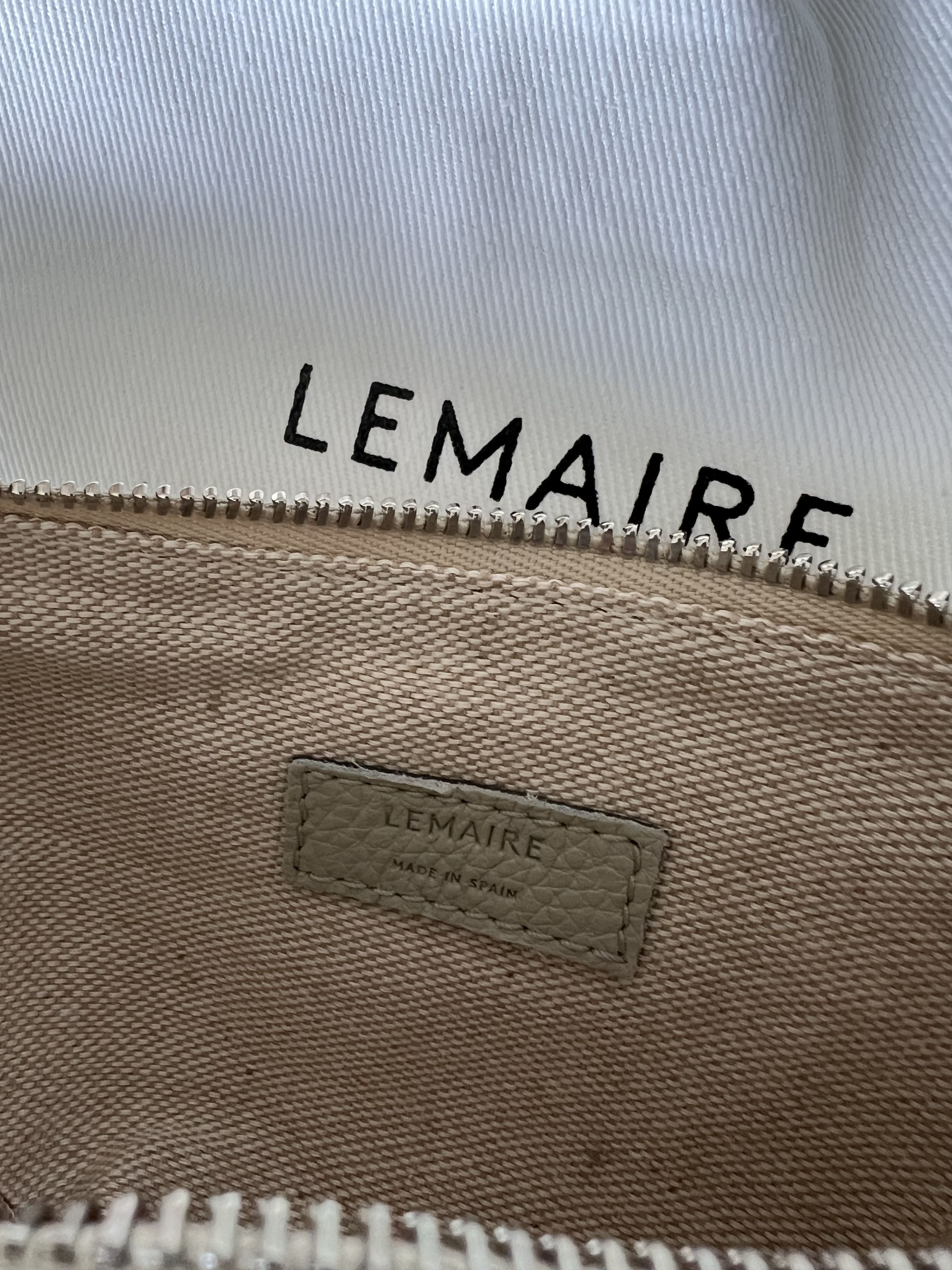 Lemaire Lemaire Croissant Coin Purse Necklace in Light Sage Size ONE SIZE - 5 Thumbnail