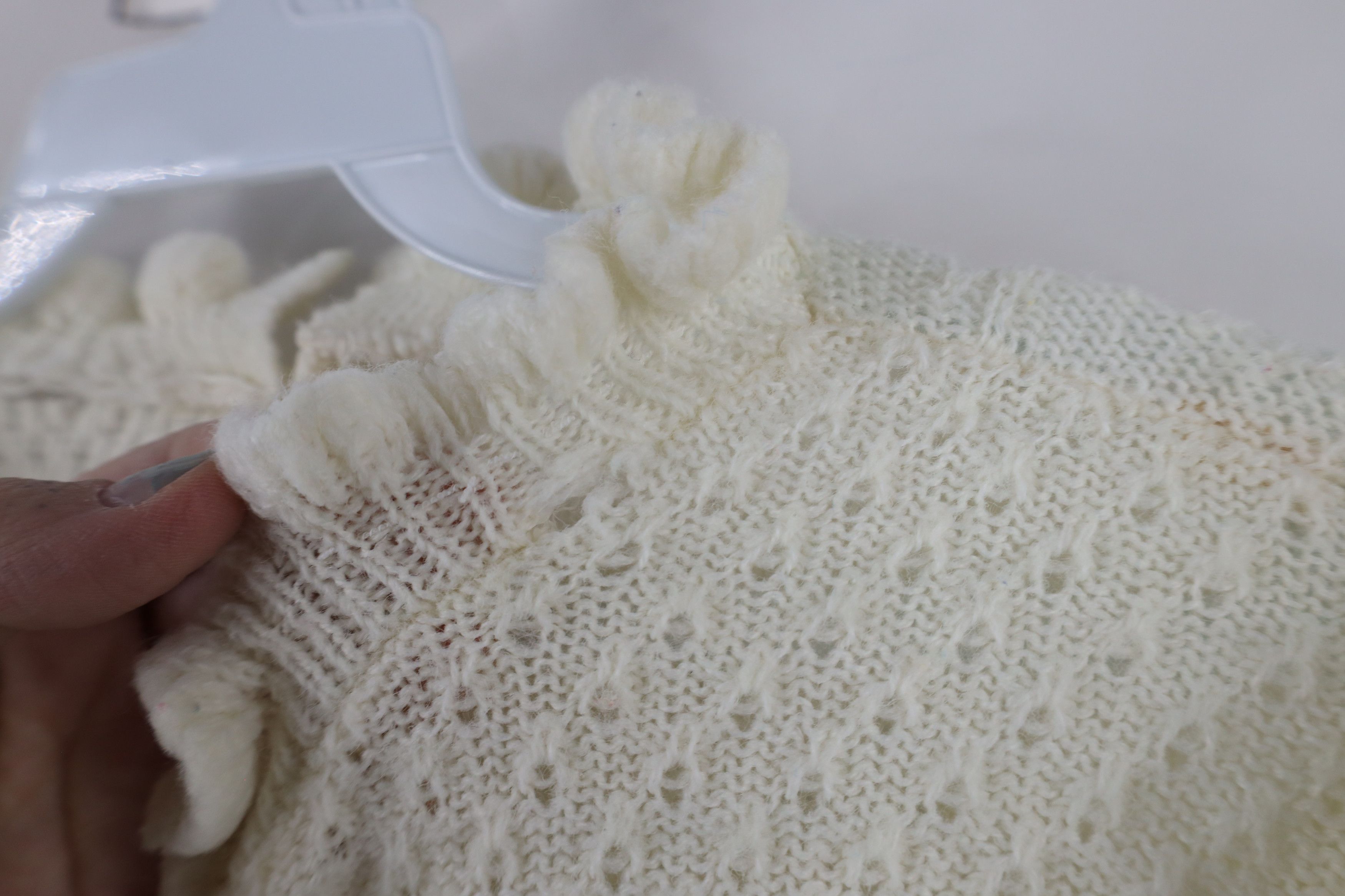 Vintage Vintage 60s Streetwear Frilly Knit Sweater Cream USA Size M / US 6-8 / IT 42-44 - 8 Thumbnail