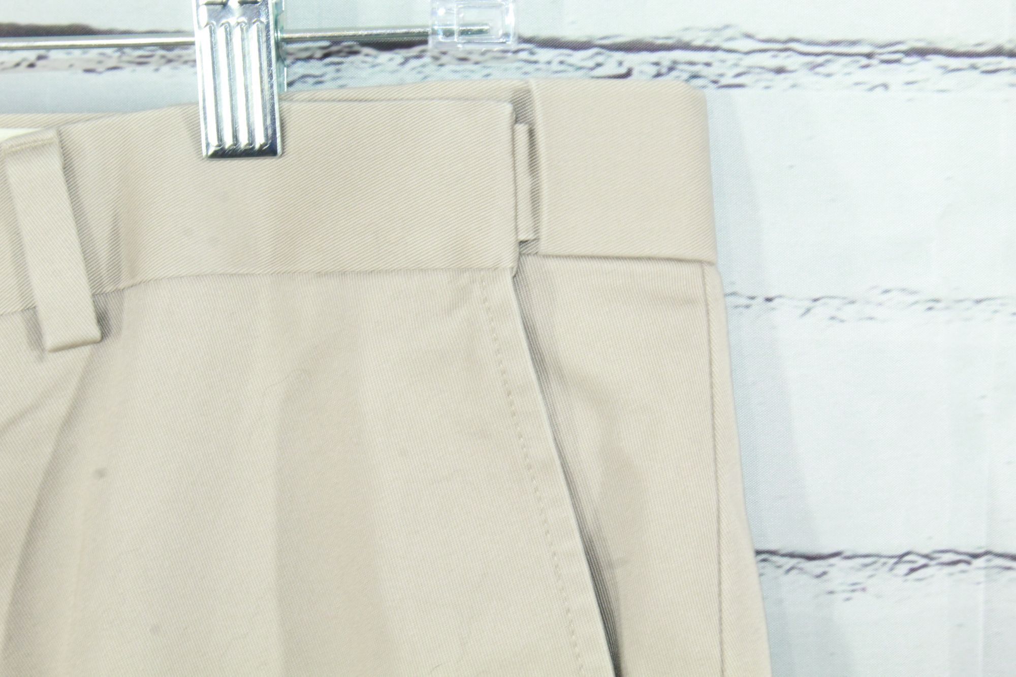 L.L. Bean LL Bean Double L Khaki Chinos Natural Fit 36 Naturecore Size US 36 / EU 52 - 5 Thumbnail