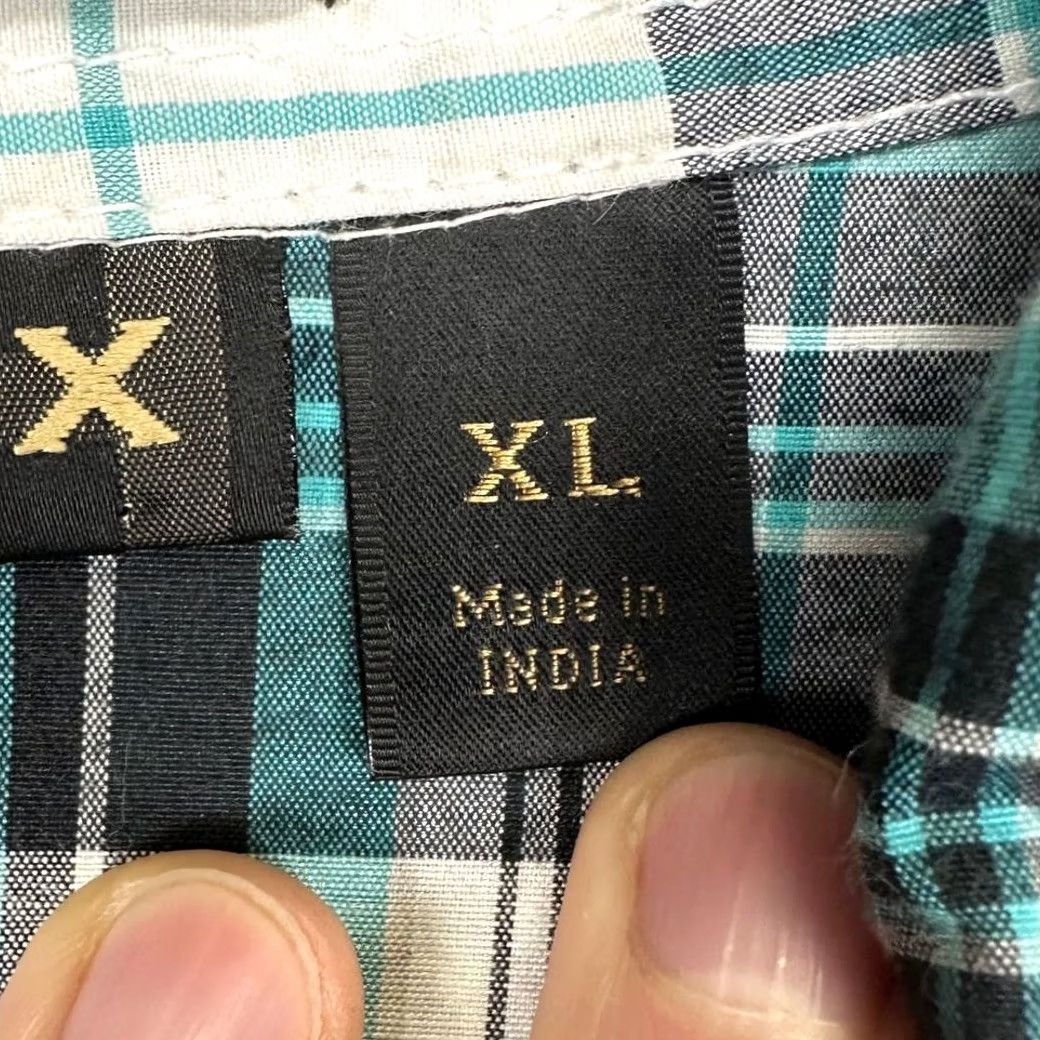 Vintage Helix Shirt Mens XL Blue White Plaid Athletic Fit Button Up Pocket Size US XL / EU 56 / 4 - 5 Thumbnail