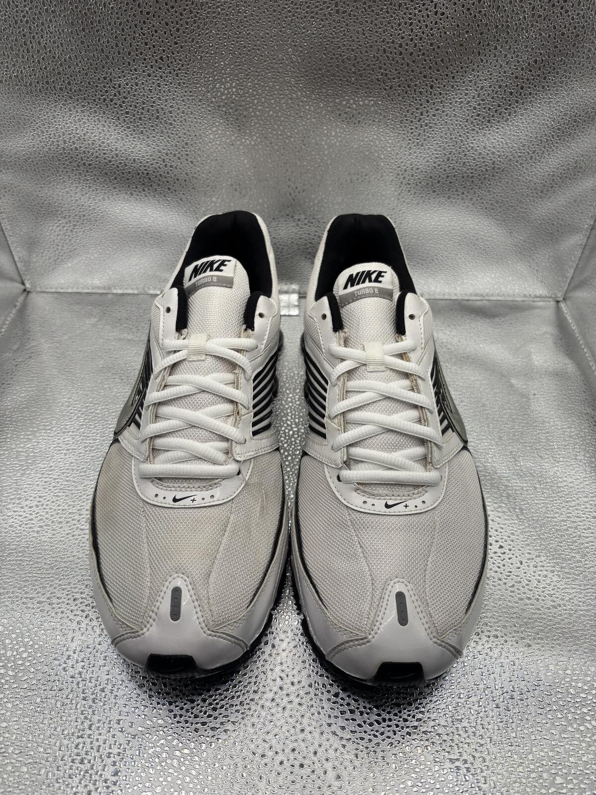 Nike Nike vintage shox white black Size US 11.5 / EU 44-45 - 2 Thumbnail