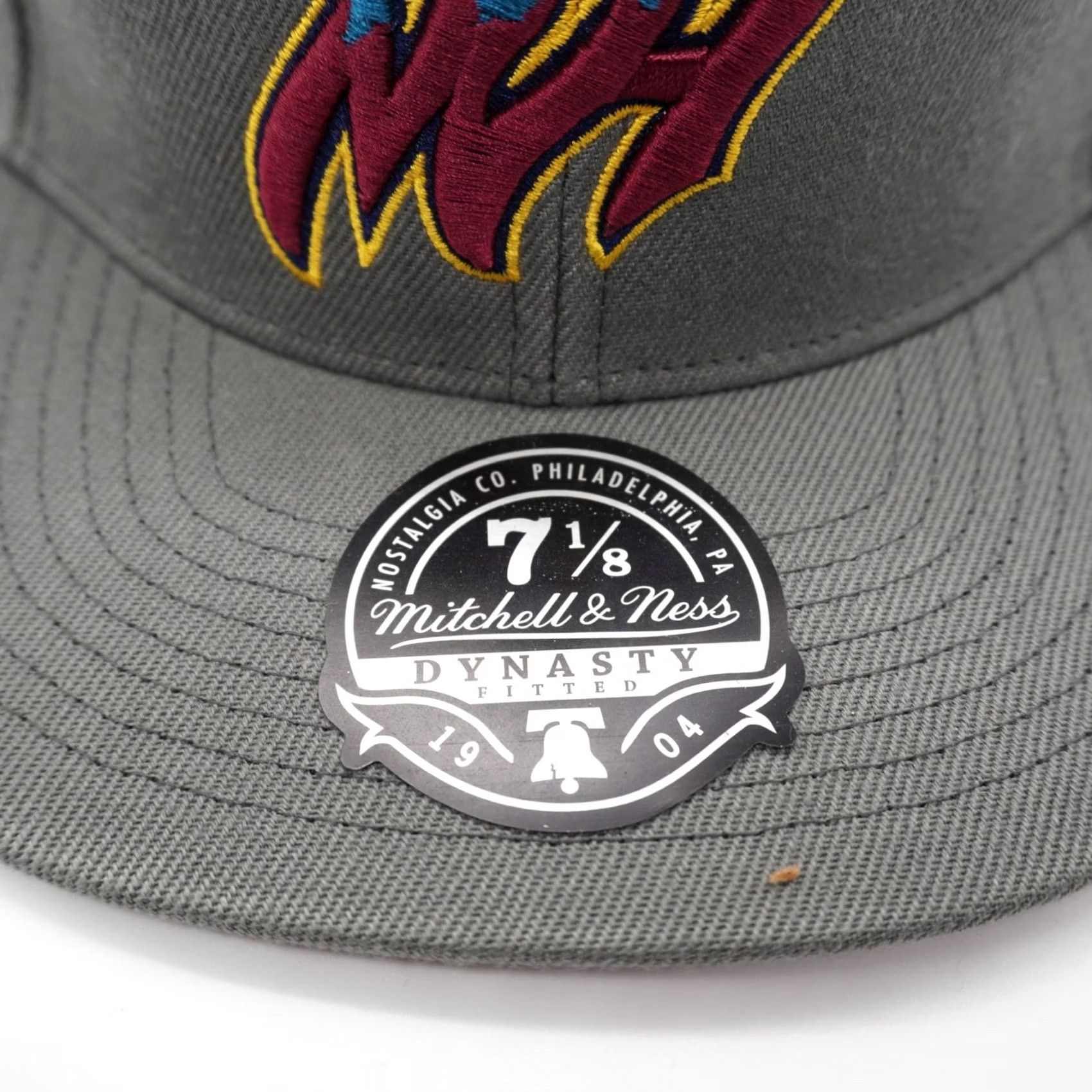 Mitchell & Ness Mitchell & Ness Miami Heat Hat Mens 7 1/8 Grey 2012 NBA Champions Side Patch Size ONE SIZE - 5 Thumbnail