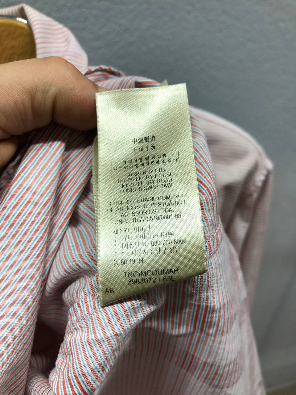 Burberry Burberry London mens Shirt nova check Medium Size US M / EU 48-50 / 2 - 13 Thumbnail