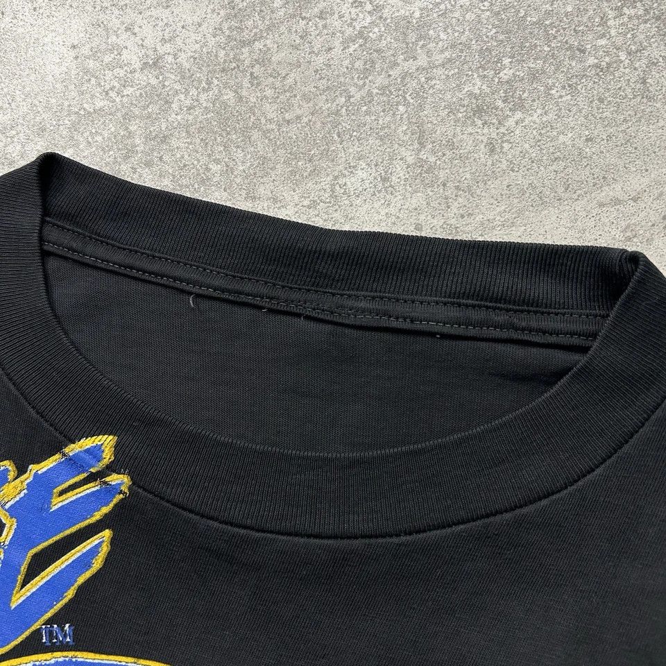 NCAA × Vintage DUKE UNIVERSITY BLUE DEVILS SUPER HERO T-SHIRT SIZE XL BLACK Size US XL / EU 56 / 4 - 3 Thumbnail