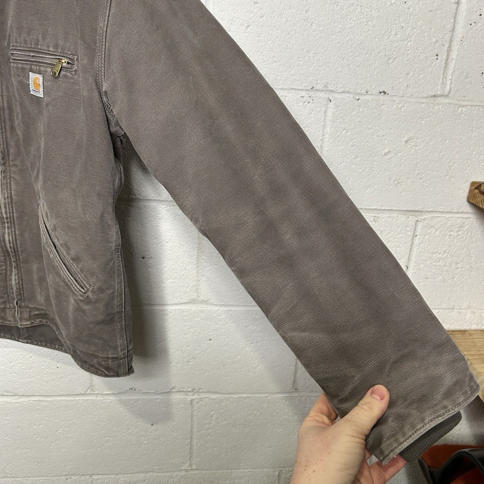 Carhartt Y2K Carhartt Sherpa-Lined Hooded Detroit Jacket “Gray” WJ141 Size S / US 4 / IT 40 - 9 Thumbnail