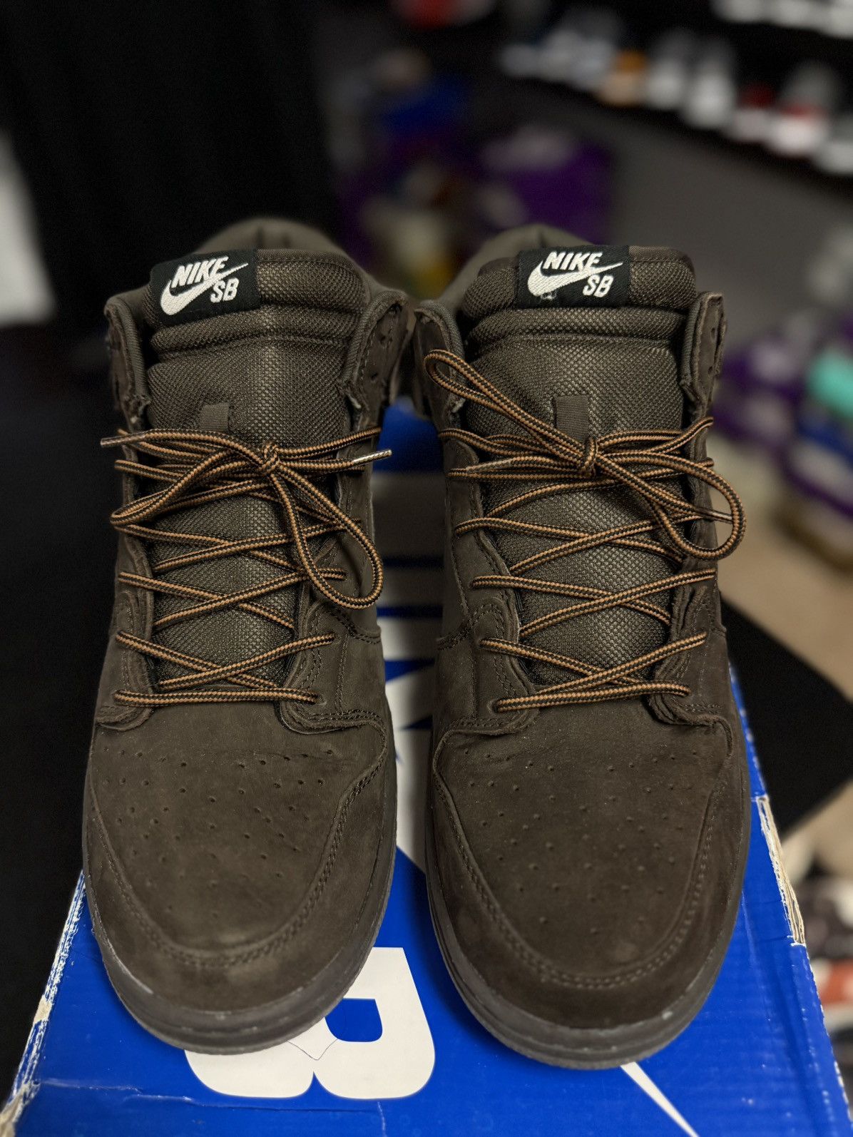 Nike Nike SB Mid Chocolate 2009 RARE W Box 🧼 Size 11 Size US 11 / EU 44 - 10 Thumbnail