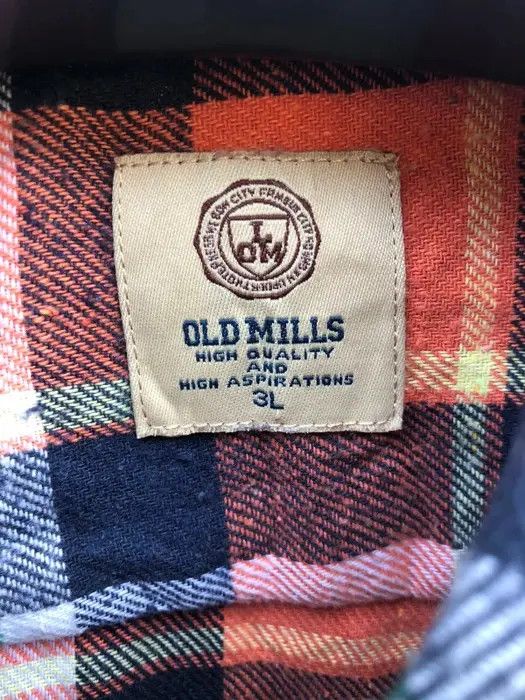 Vintage Vintage Oldmills Plaid Tartan Button Up Shirt Size US L / EU 52-54 / 3 - 3 Thumbnail