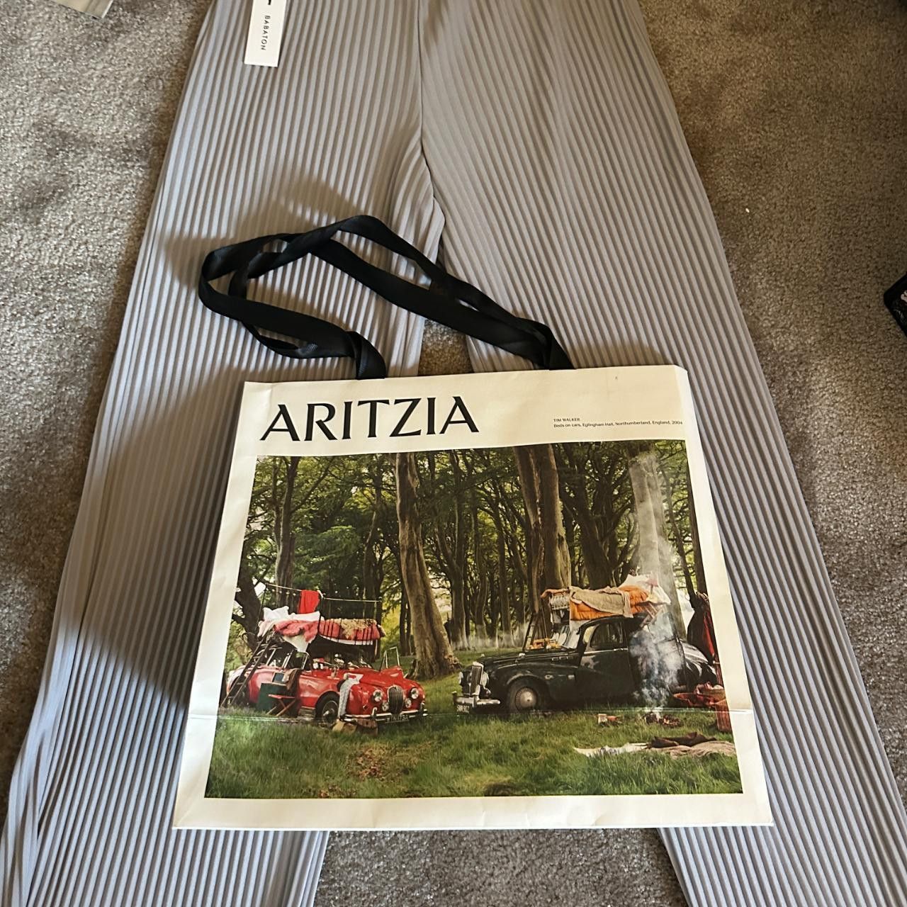 Aritzia Originally $98 // Aritzia Skilled Pant Babaton (Ashen Gray) Size 28" / US 6 / IT 42 - 1 Thumbnail