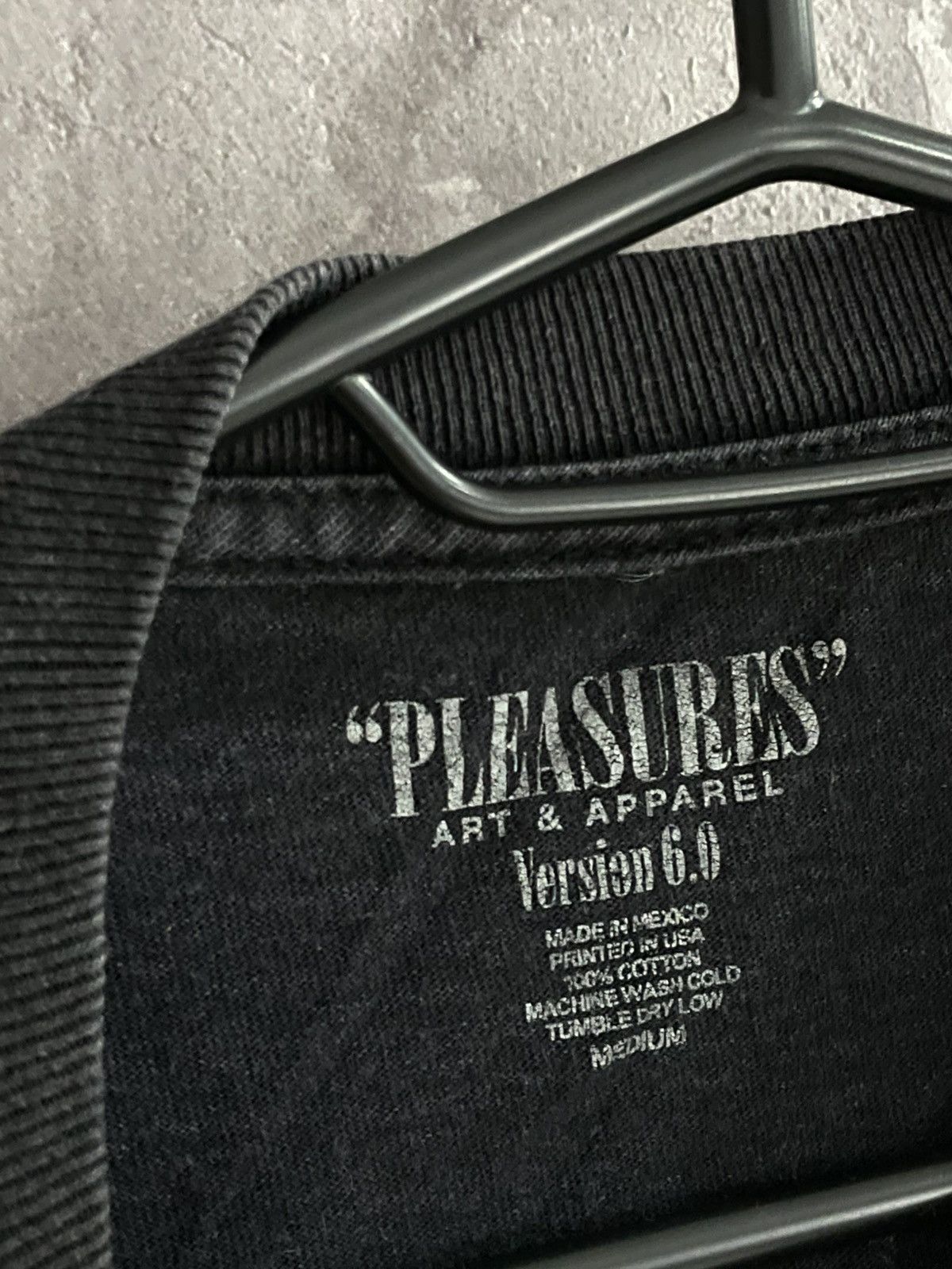 Pleasures Pleasures Sk8 Streetwear Faded T-shirt vintage Size US M / EU 48-50 / 2 - 8 Thumbnail