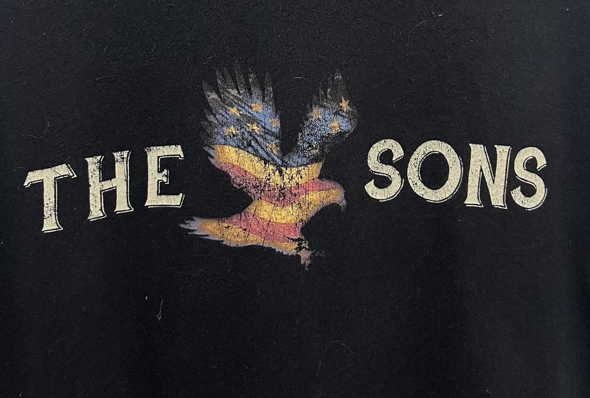Vintage VINTAGE SONS OF THE FLAG FIGHT BURNS USA SHIRT Size US L / EU 52-54 / 3 - 3 Thumbnail