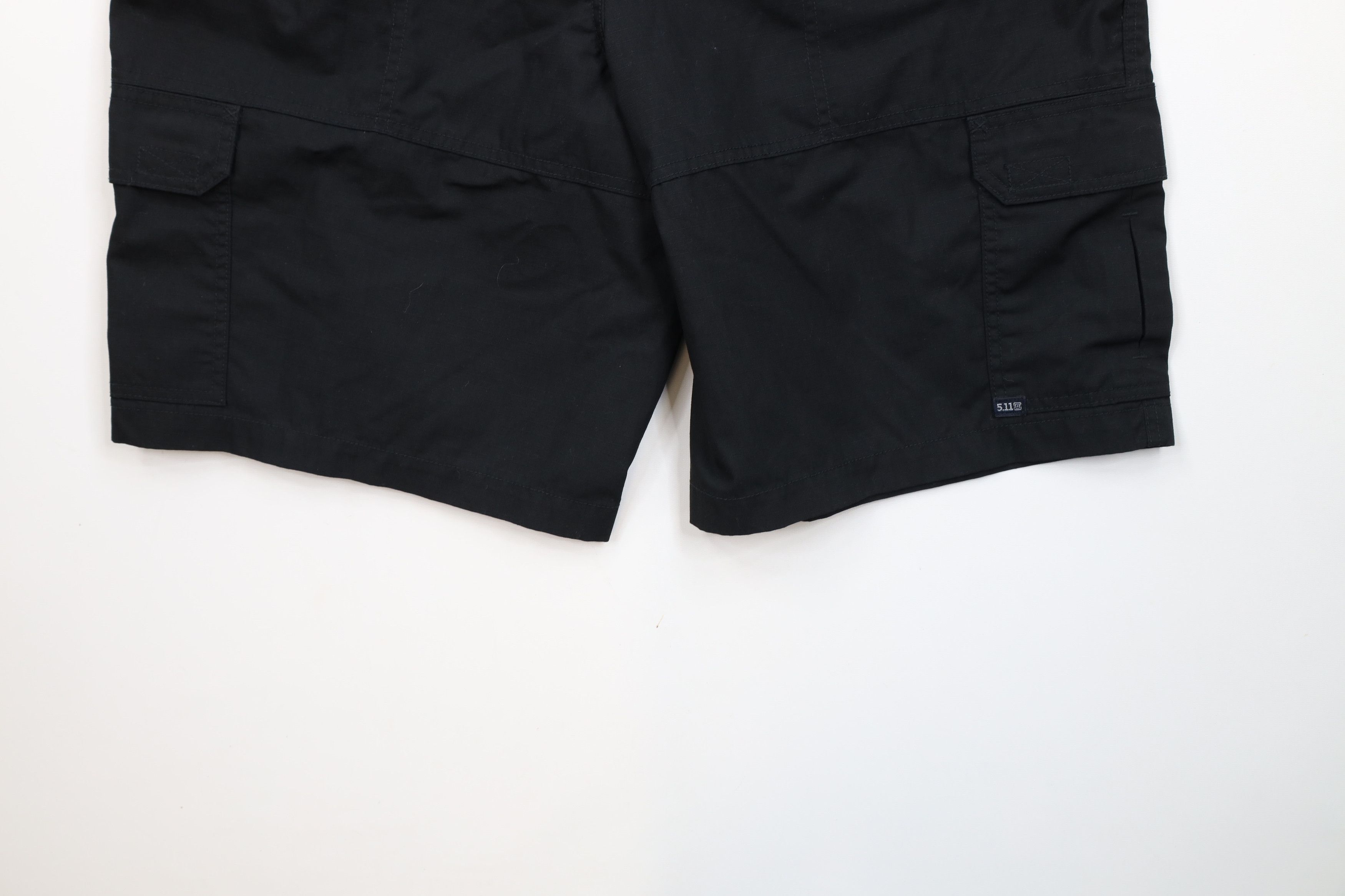 Vintage 5.11 Tactical Series Pro Ripstop Uniform Cargo Shorts Black Size US 38 / EU 54 - 11 Thumbnail