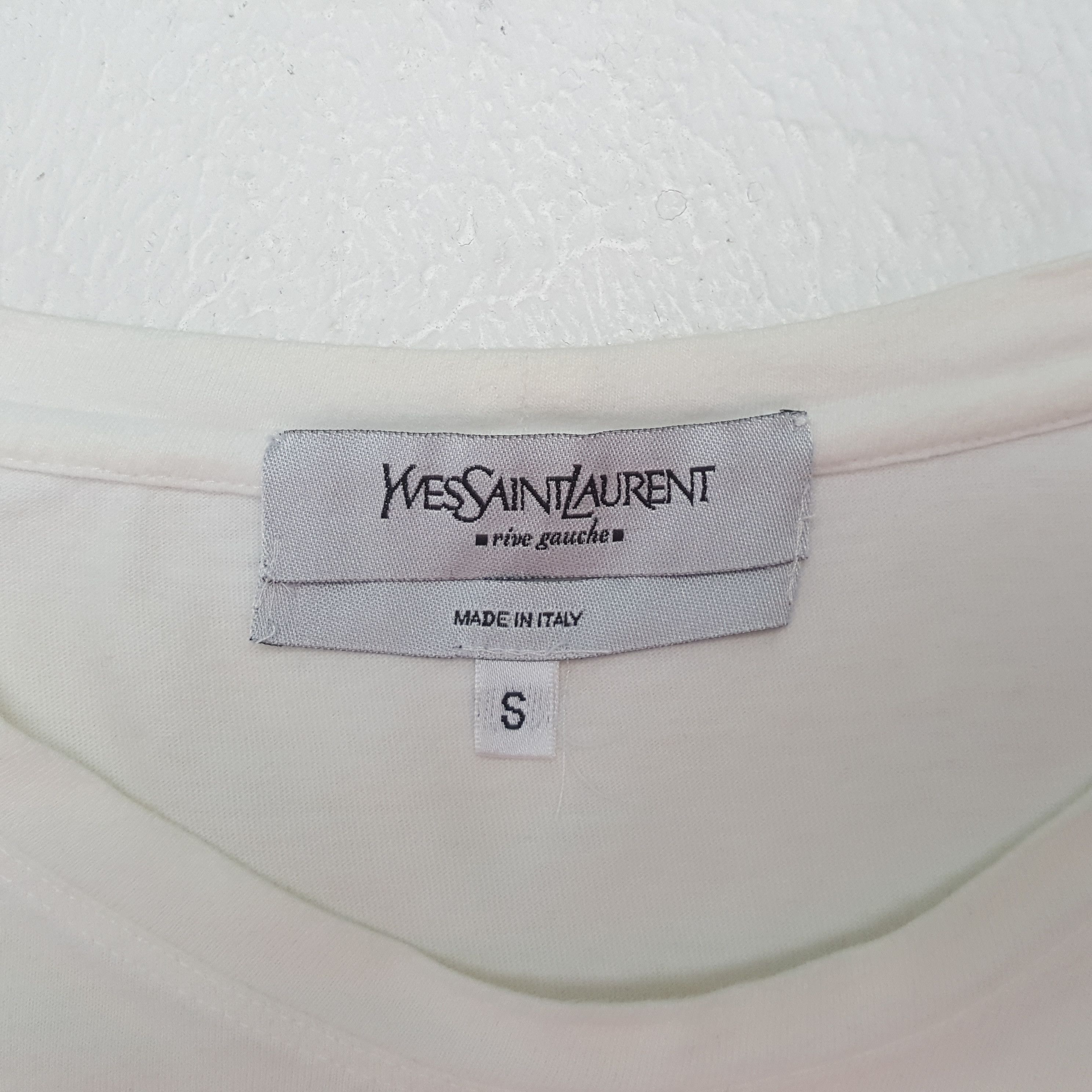 Yves Saint Laurent Yves Saint Laurent YSL Fashion Brand Tshirt RR30 Size US XS / EU 42 / 0 - 4 Thumbnail