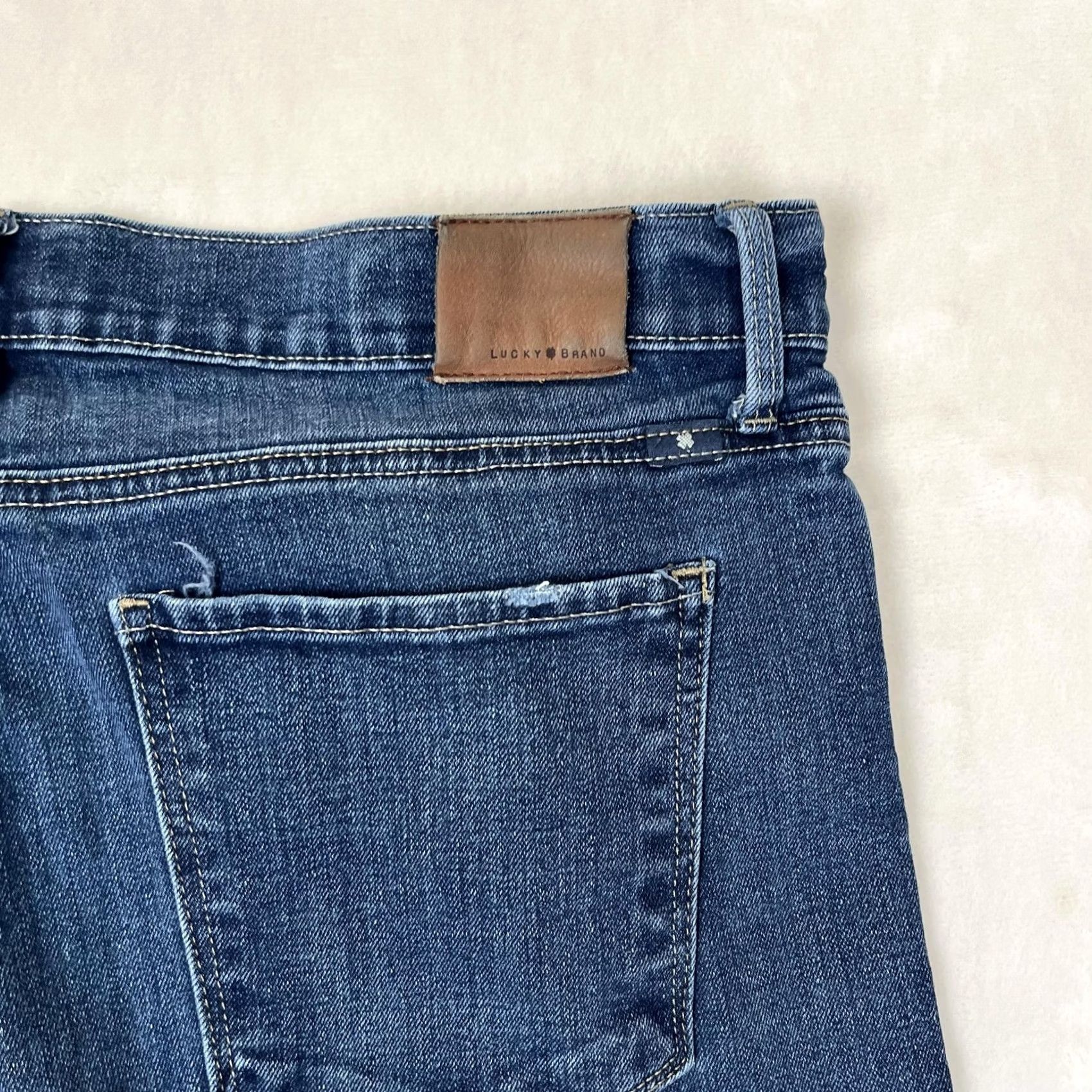 Lucky Brand Lucky Brand Brooke Skinny Jeans Womens 14 Blue Medium Wash Denim Slim 5-Pocket Handcrafted Logo Buttons Zip Fly Pants Womens Size 36" / US 14 / IT 50 - 7 Thumbnail