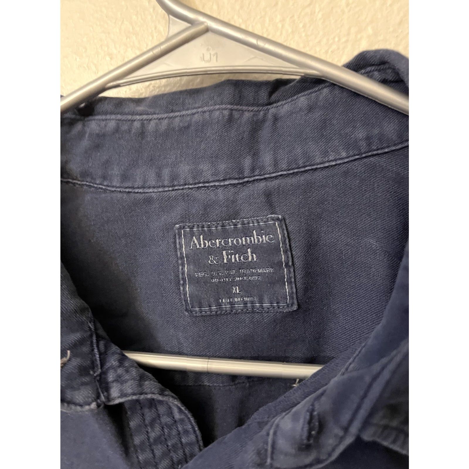 Abercrombie & Fitch Abercrombie & Fitch Mens XL Navy Long Sleeve Button-Down Cotton Viscose Shirt Size US XL / EU 56 / 4 - 2 Thumbnail