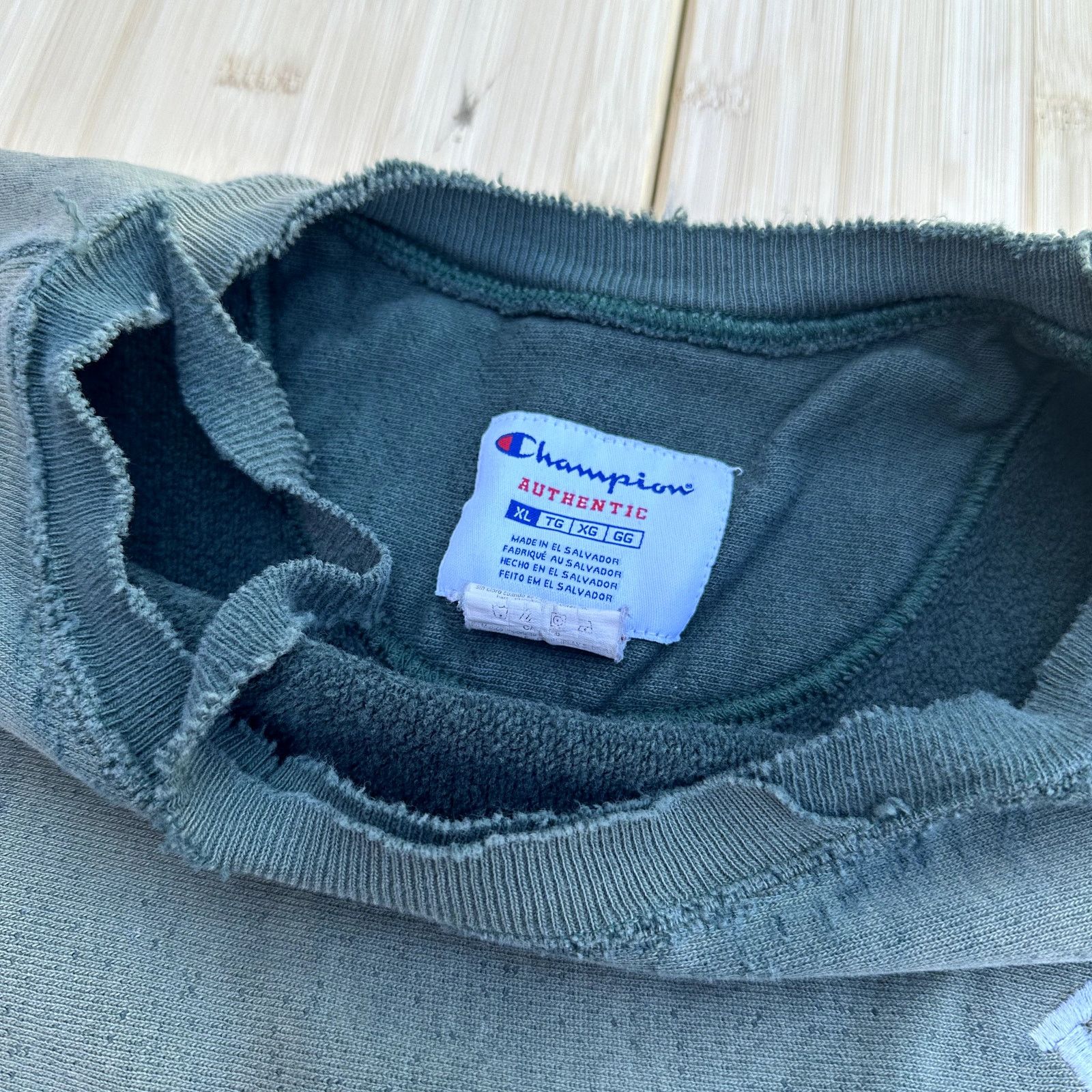 Champion × Japanese Brand Vintage Champion Reverse Weave Sweatshirt Distressed XL Size US XL / EU 56 / 4 - 6 Thumbnail