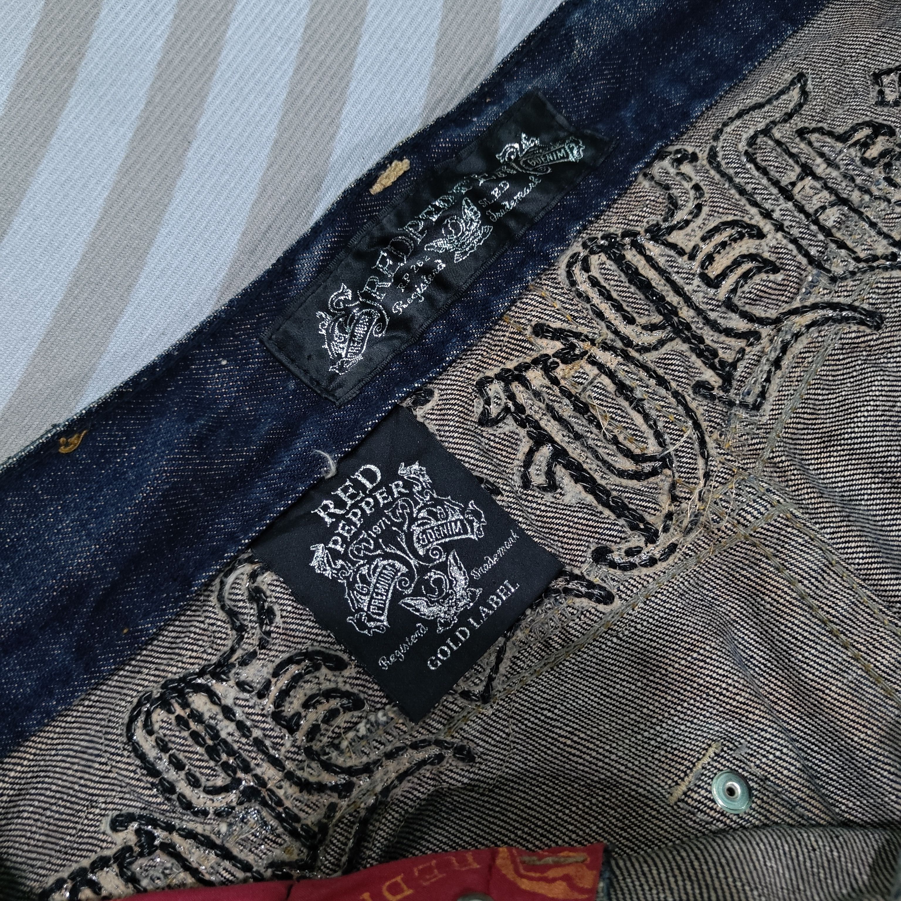 Hysteric Glamour FLARE RED PEPPER JEANS japanese tribe embroidery back gothic Size US 30 / EU 46 - 13 Thumbnail