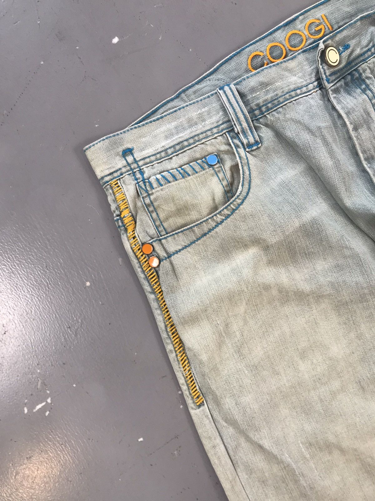Coogi × Vintage Vintage Coogi Sun set 🌅 embroidered denim Size US 40 / EU 56 - 9 Thumbnail