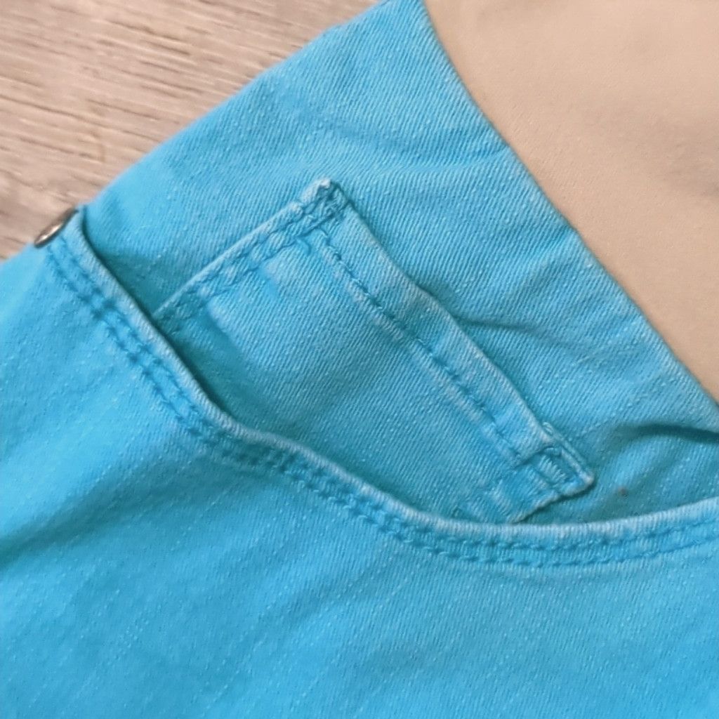 Other Oh baby by motherhood secret fit belly shorts size medium Size 27" / US 4 / IT 40 - 2 Thumbnail