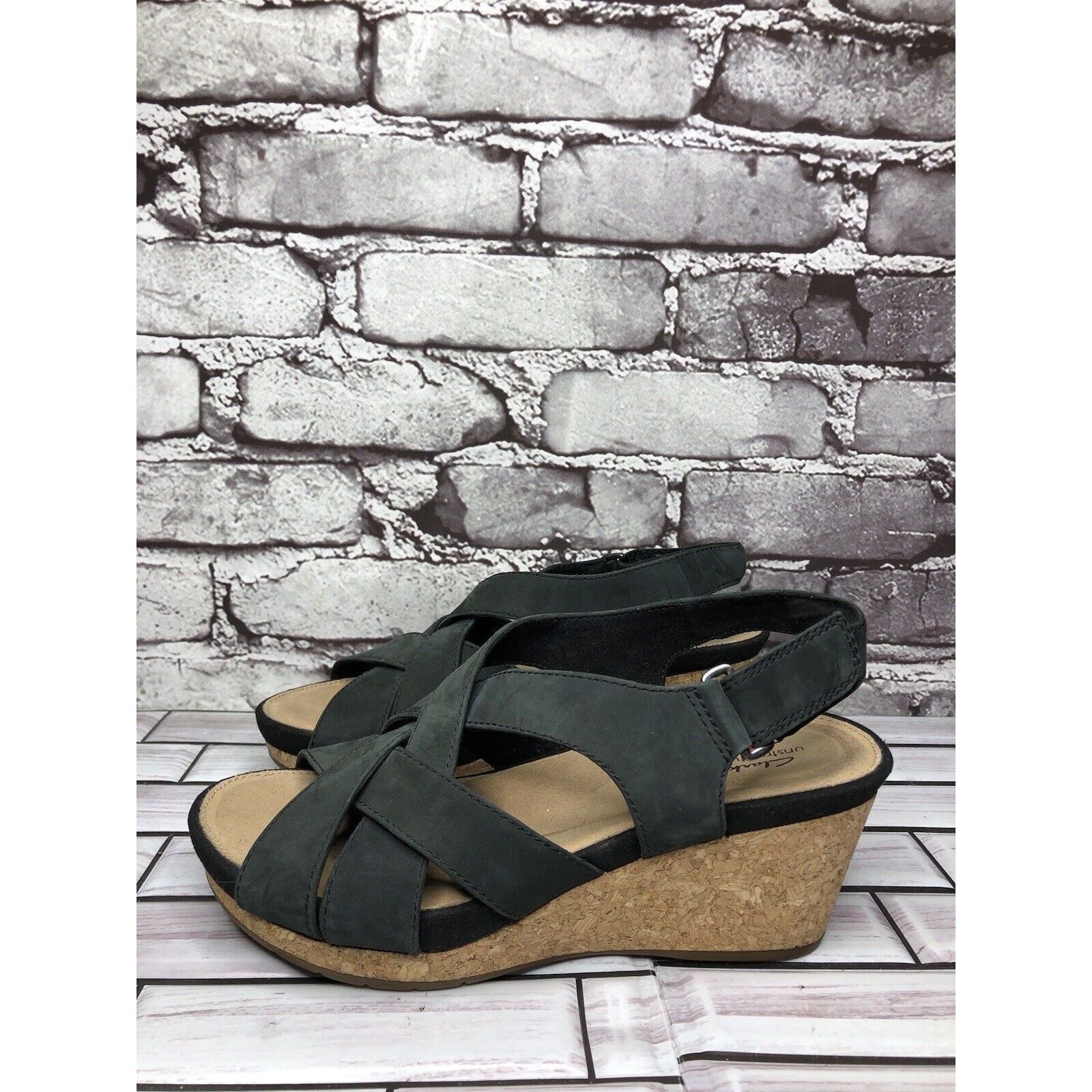 Clarks Clarks Unstructured Black Leather Criss Cross Strap Cork Wed Size US 7 / IT 37 - 5 Thumbnail