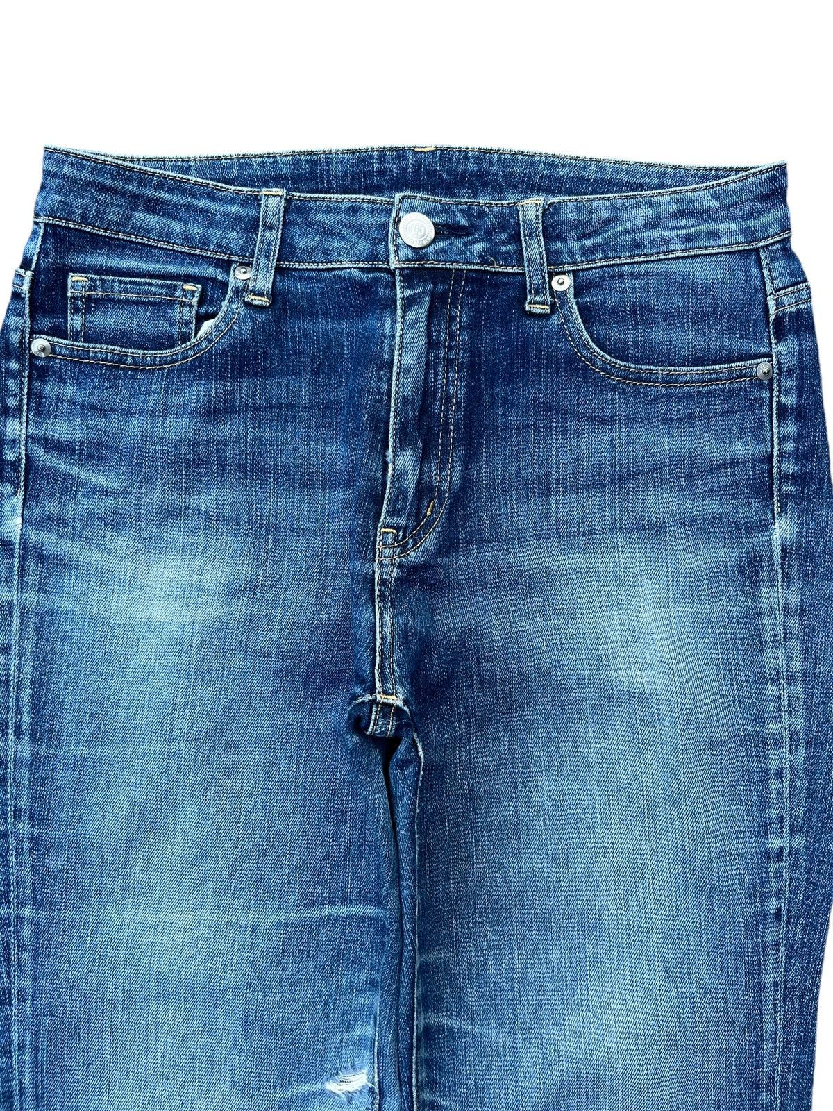 Japanese Brand × Jun Takahashi × Uniqlo Vintage Y2K Japanese Brand Blue Faded Washed Flare Jeans Size US 30 / EU 46 - 3 Thumbnail