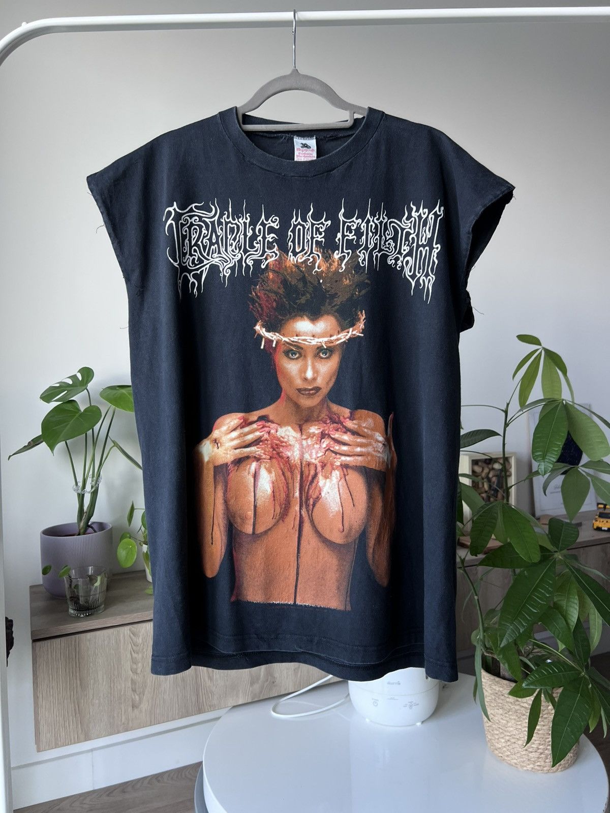 Band Tees Vintage 1998 Cradle of Filth "Praise The Whore" Metal Band Size US XL / EU 56 / 4 - 3 Thumbnail