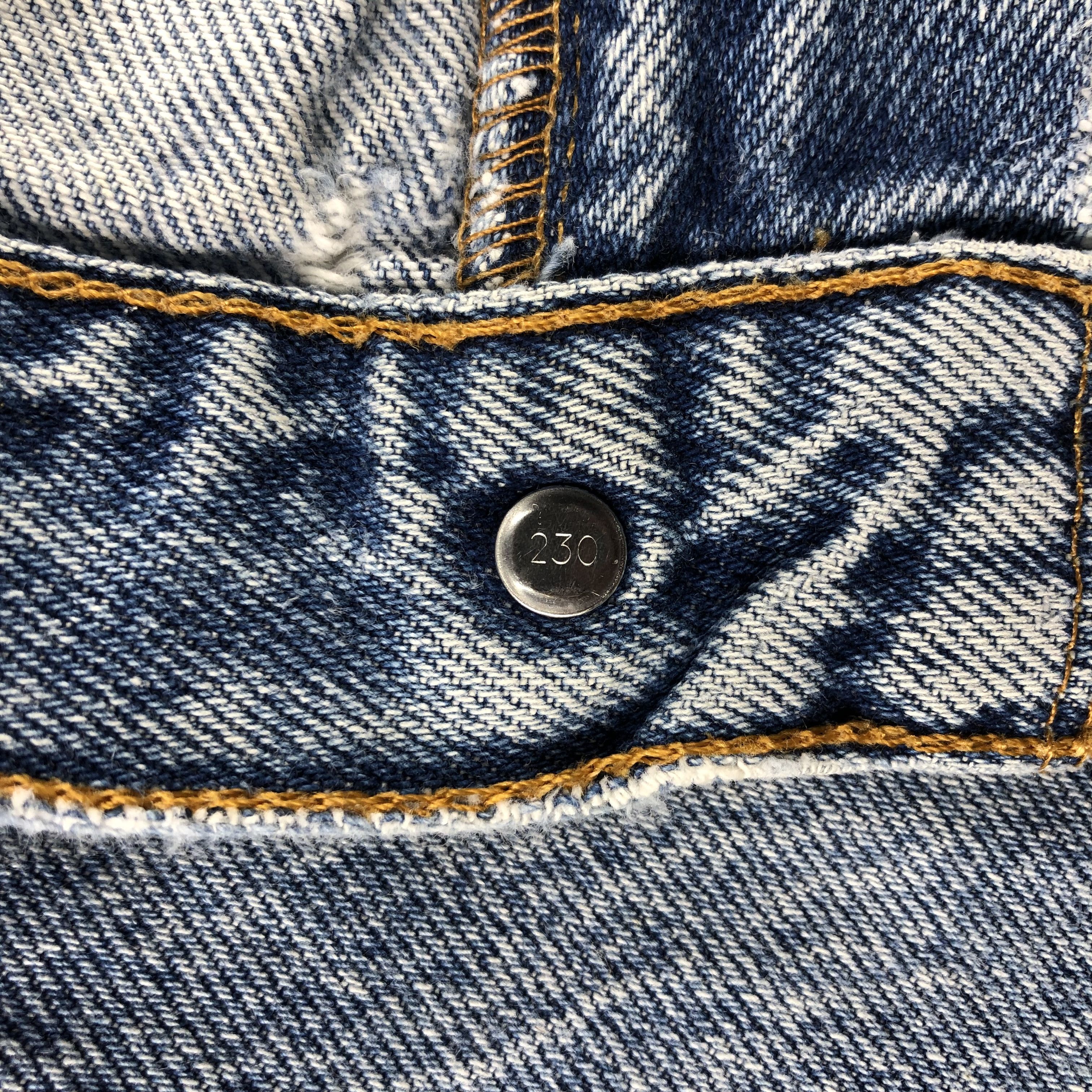 Levi's × Vintage Vintage Blue Wash Levis 550 Jeans-JM3121 Size US 30 / EU 46 - 9 Thumbnail