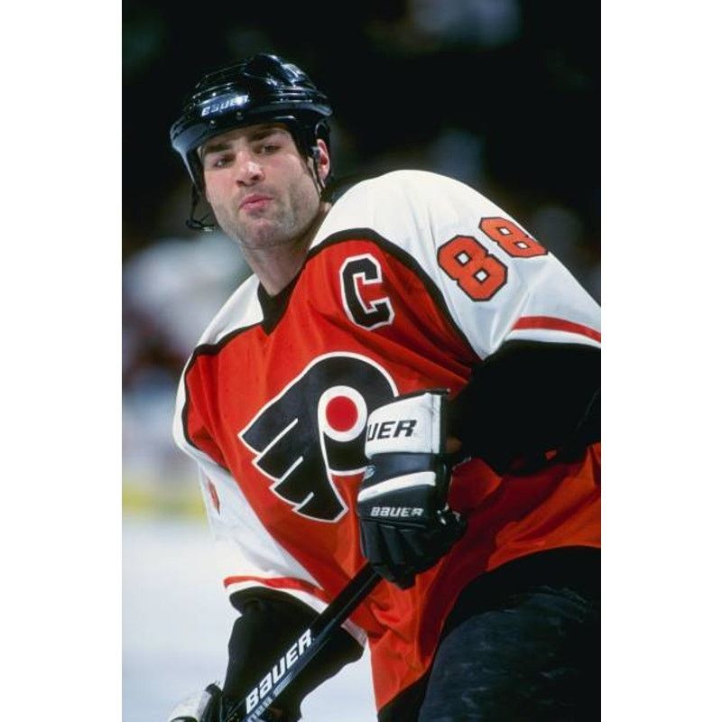 Ccm × NHL LINDROS Philadelphia Flyers 90s CCM jersey M L hockey vtg Size US M / EU 48-50 / 2 - 9 Thumbnail