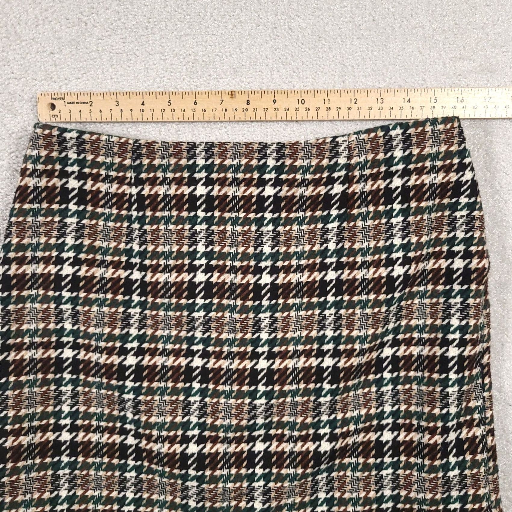 H&M H&M Mini Skirt Women's 10 Multi-color Knit Poly Wool Blend Short Lined Zip Skirt Mens? Size 32" / US 10 / IT 46 - 4 Thumbnail