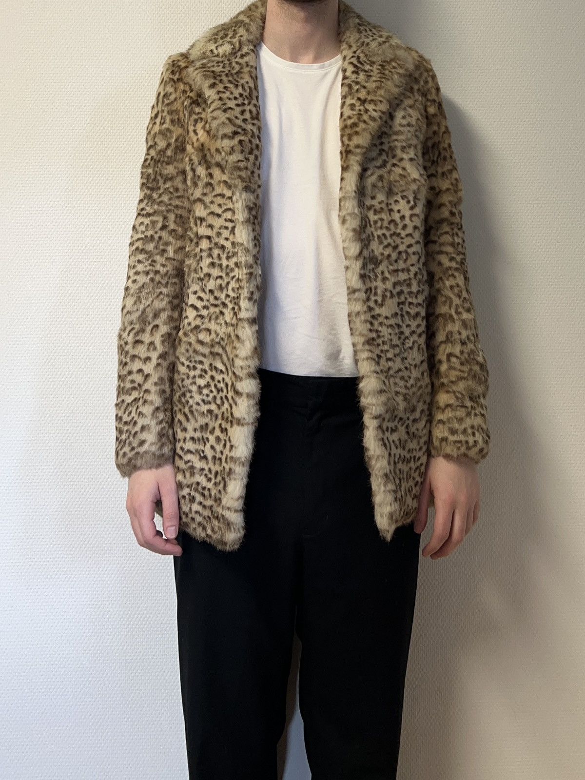Saint Laurent Paris SS2020 1/1 sample leopard fur coat Size US M / EU 48-50 / 2 - 12 Thumbnail