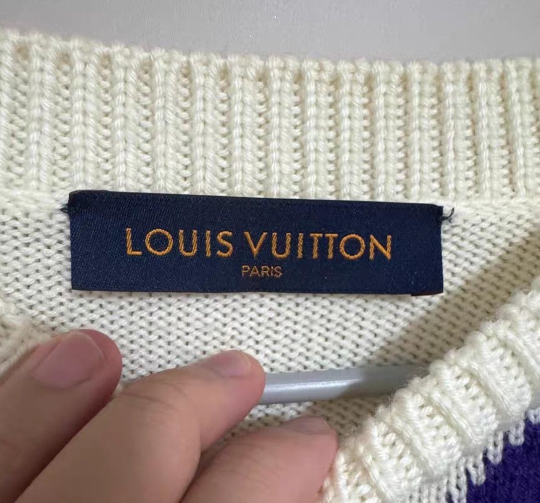 Louis Vuitton Louis Vuitton Big three flower full print sweater Size US M / EU 48-50 / 2 - 2 Thumbnail