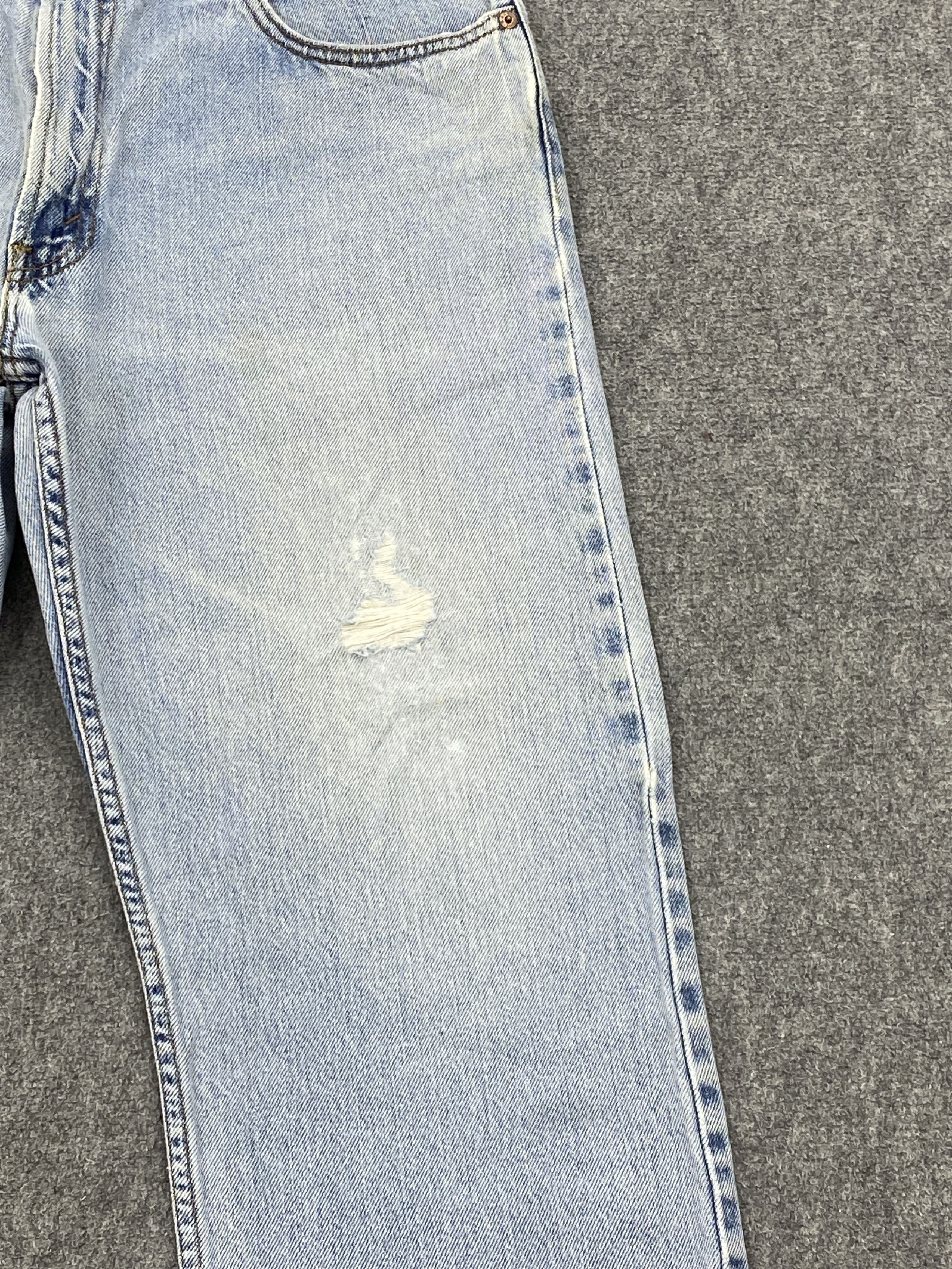 Levi's Light Washed Vintage Levis 505 Jeans DP2621 Size US 34 / EU 50 - 11 Thumbnail