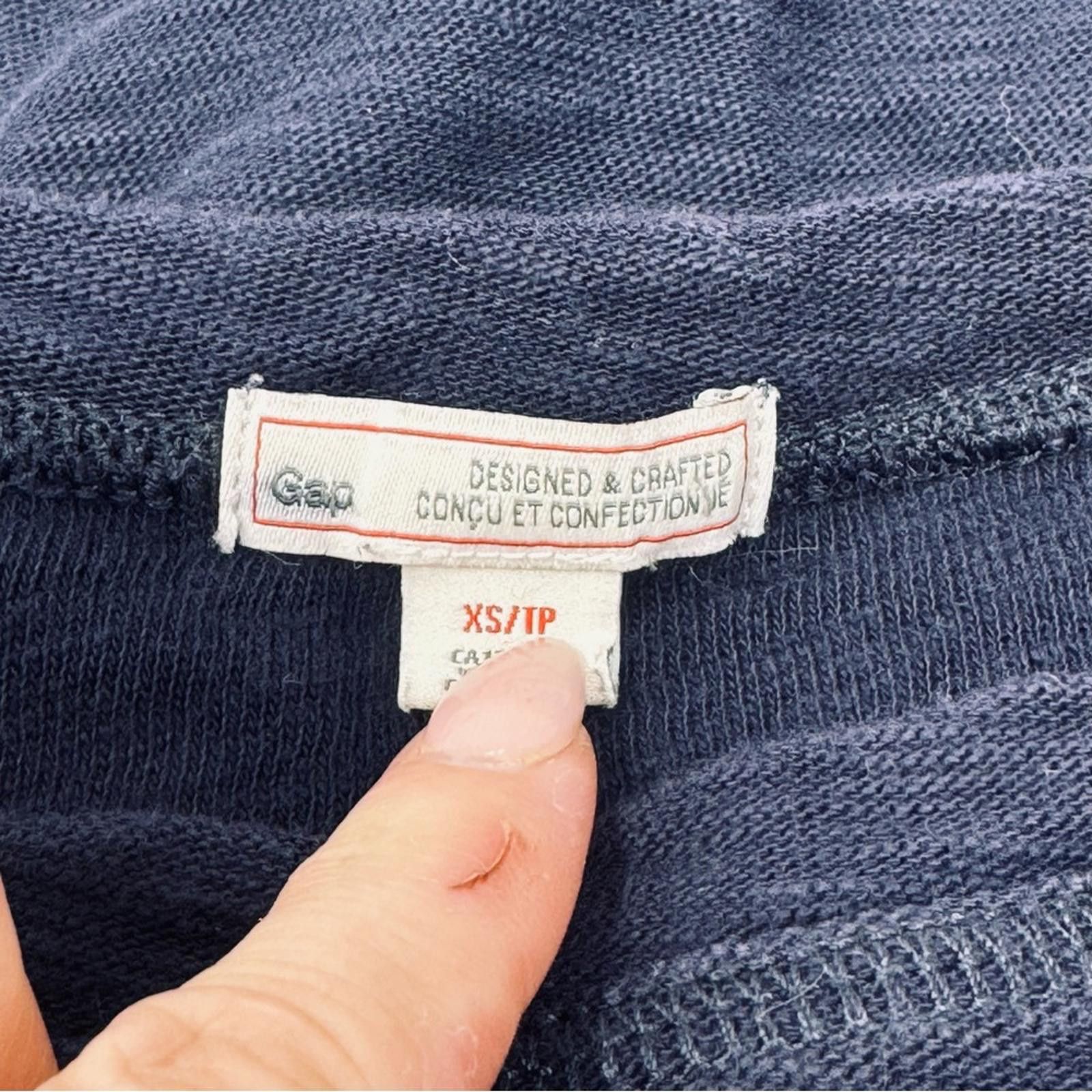 Gap GAP. Blue Boat Neck Top. Size XSP. Size XS / US 0-2 / IT 36-38 - 2 Thumbnail