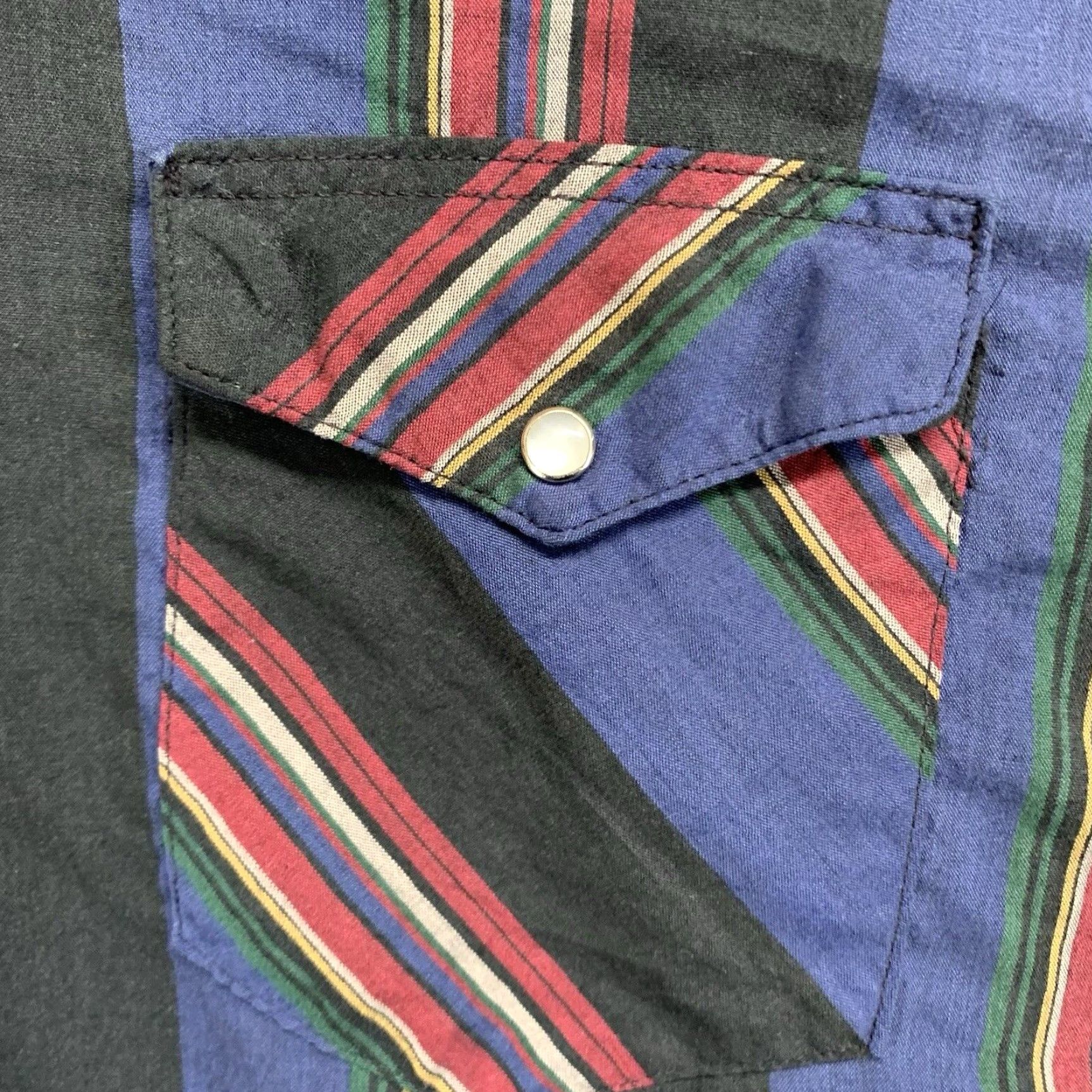Wrangler VINTAGE Wrangler Western Shirt Long Sleeve 2XL Mens Casual Workwear Cotton Blend Pearl Snap Stripe Size US XXL / EU 58 / 5 - 6 Thumbnail